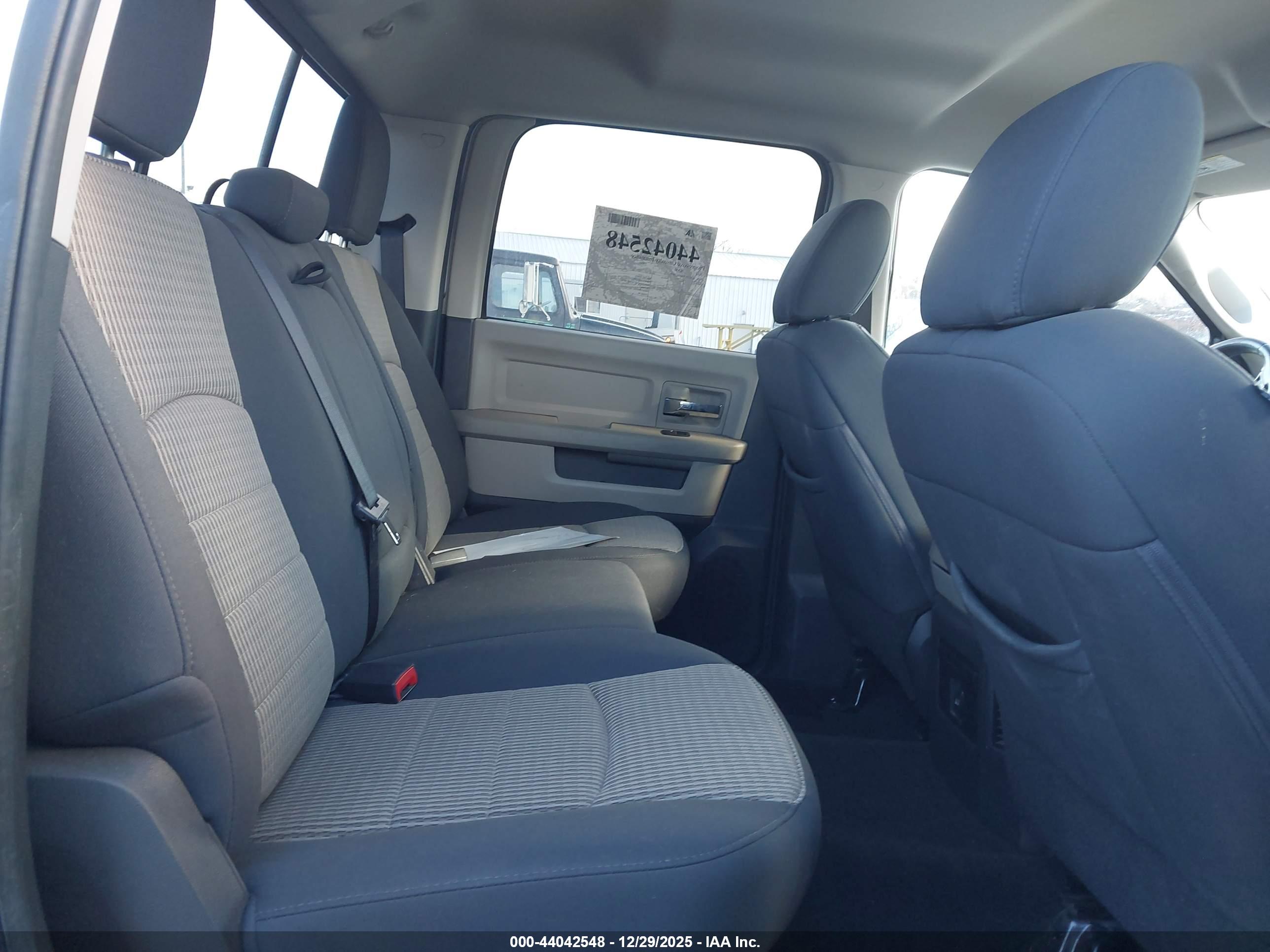 RAM 2500 image 8