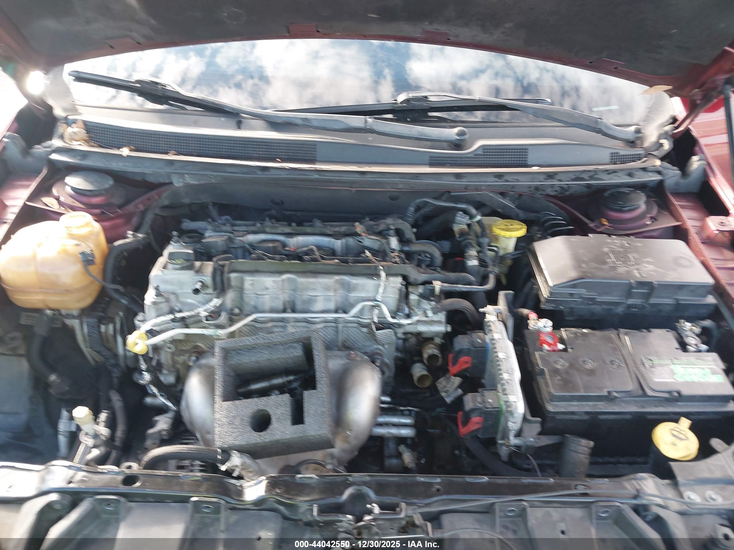 CHRYSLER 200 image 10