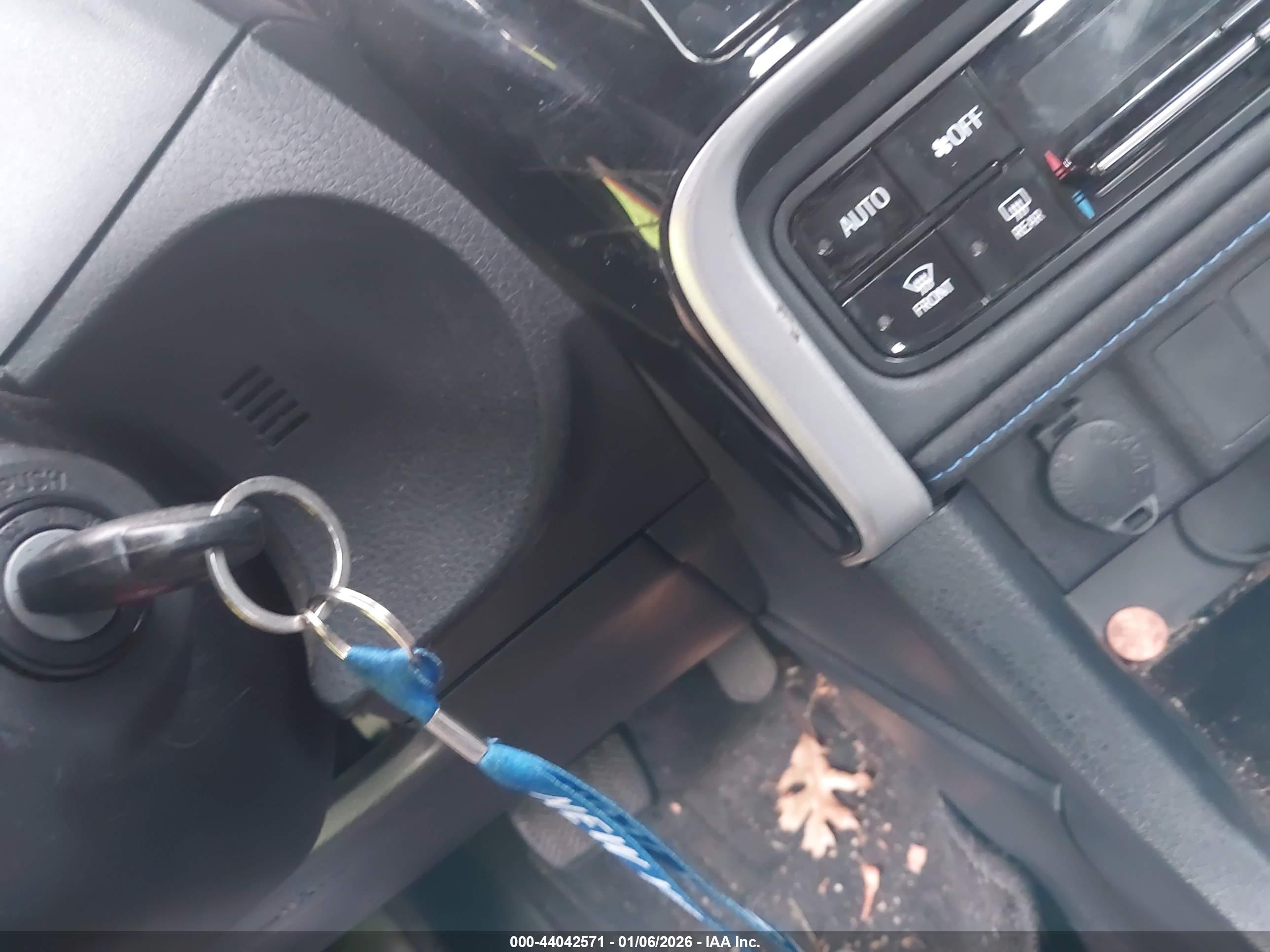 TOYOTA COROLLA image 11