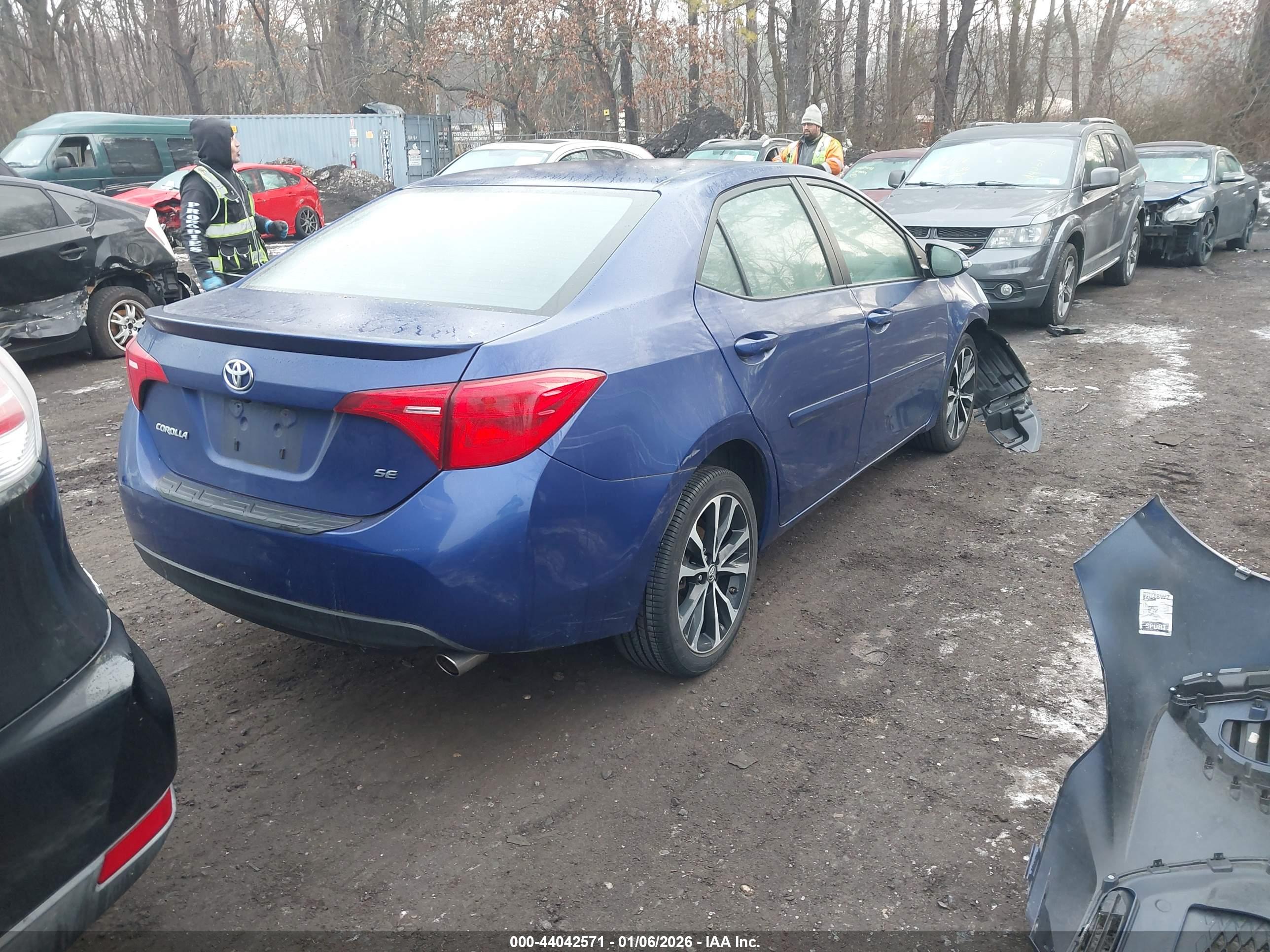 TOYOTA COROLLA image 4