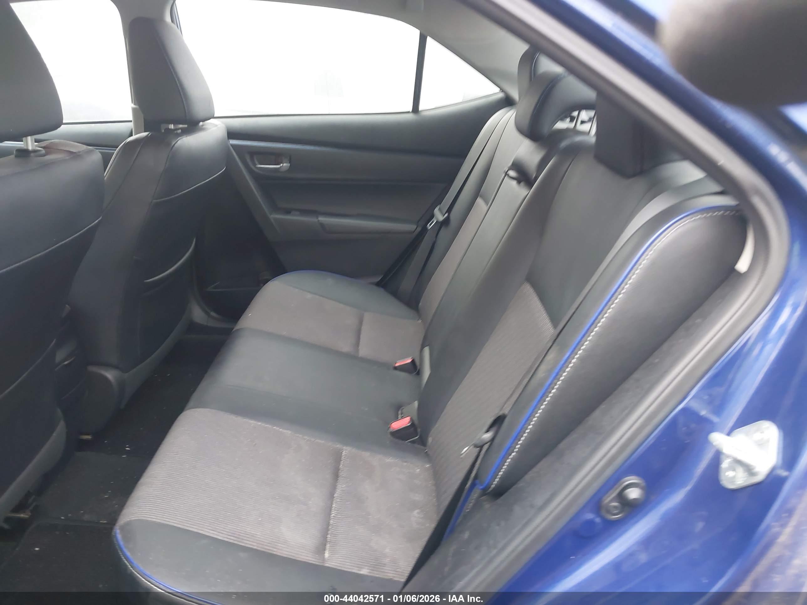 TOYOTA COROLLA image 8