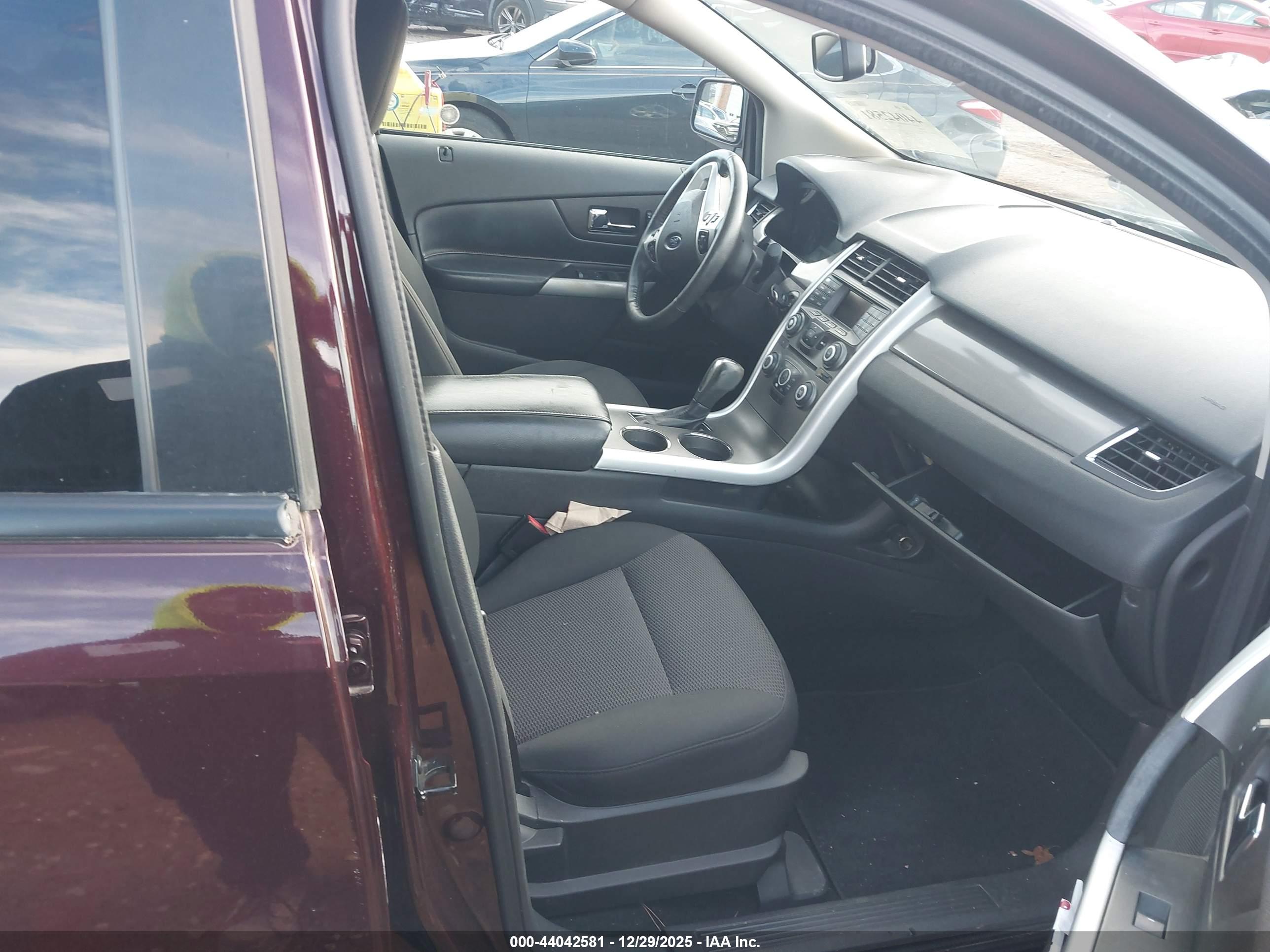 FORD EDGE image 5