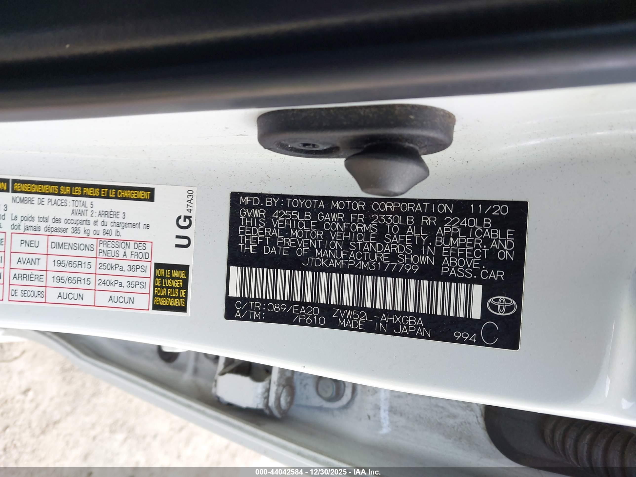 TOYOTA PRIUS image 9