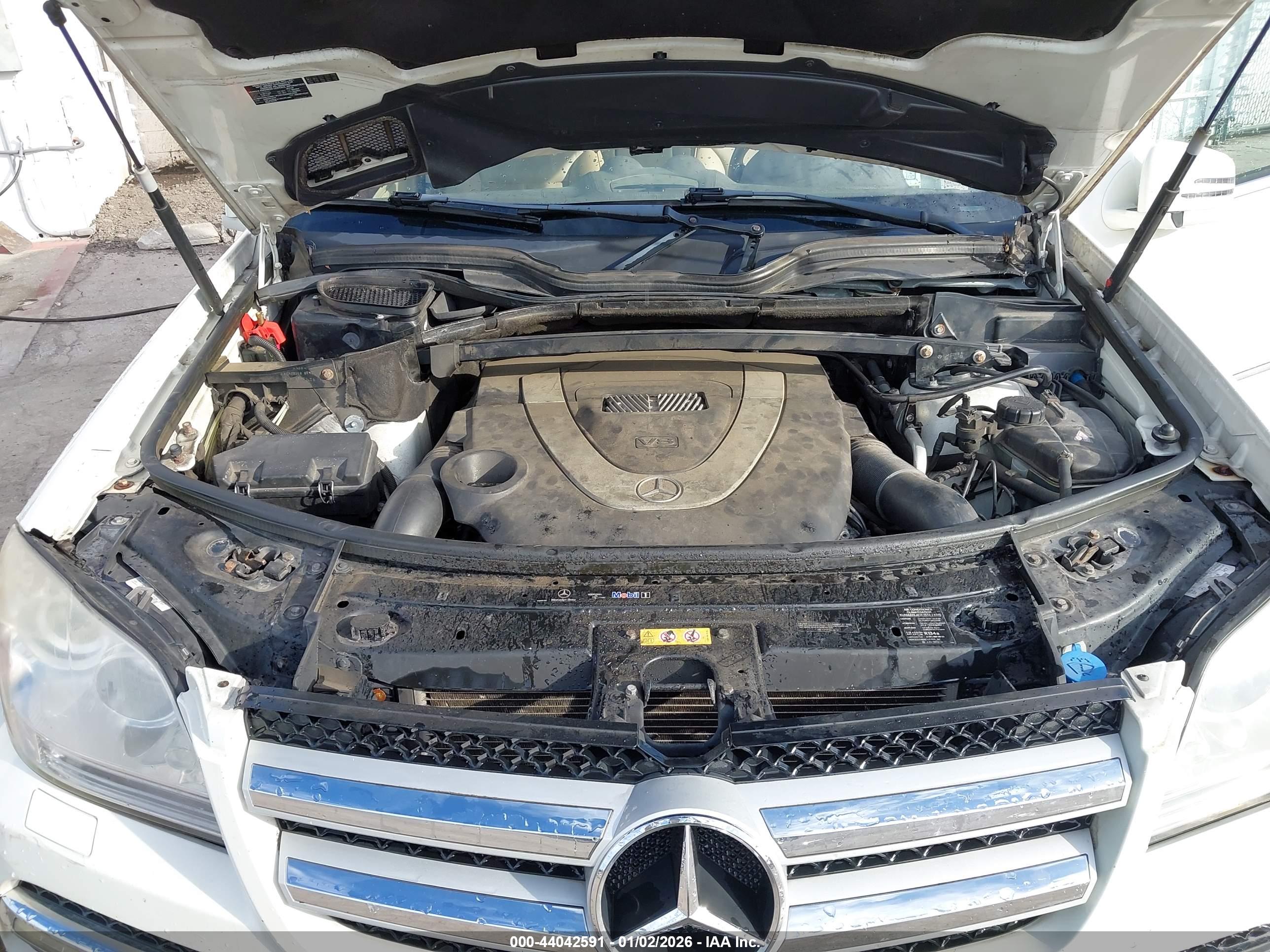 MERCEDES-BENZ GL image 10