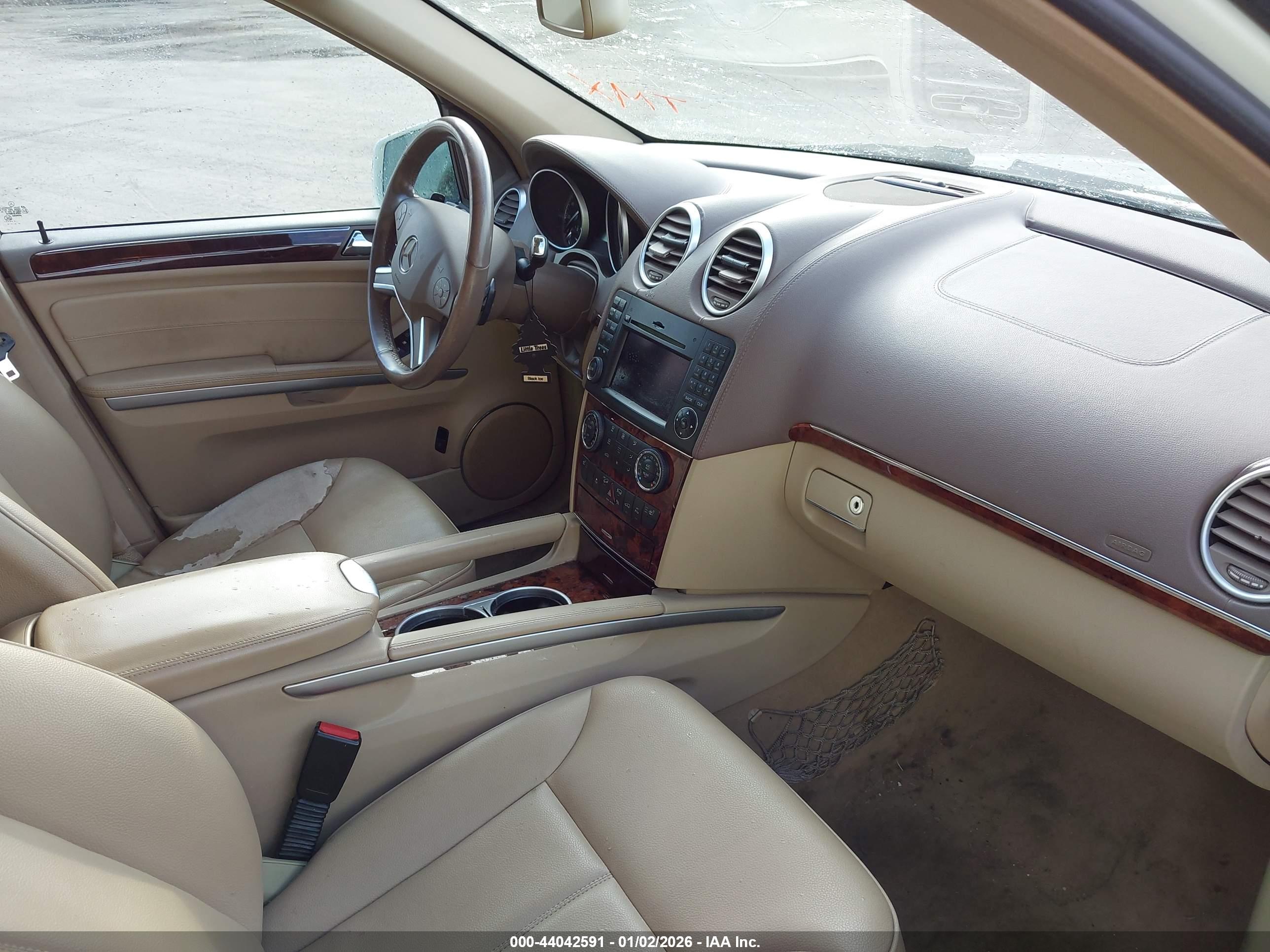 MERCEDES-BENZ GL image 5