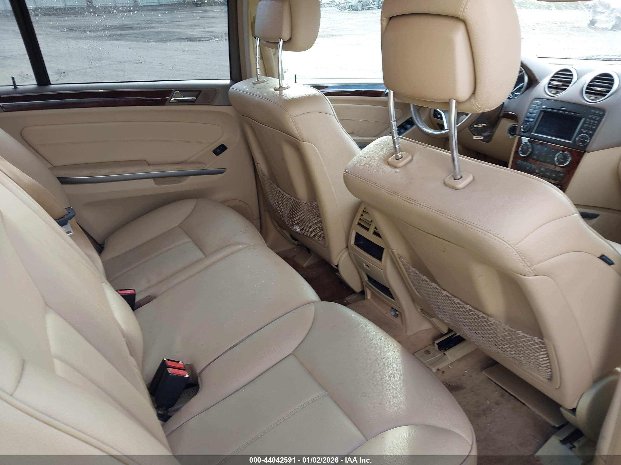 MERCEDES-BENZ GL image 8