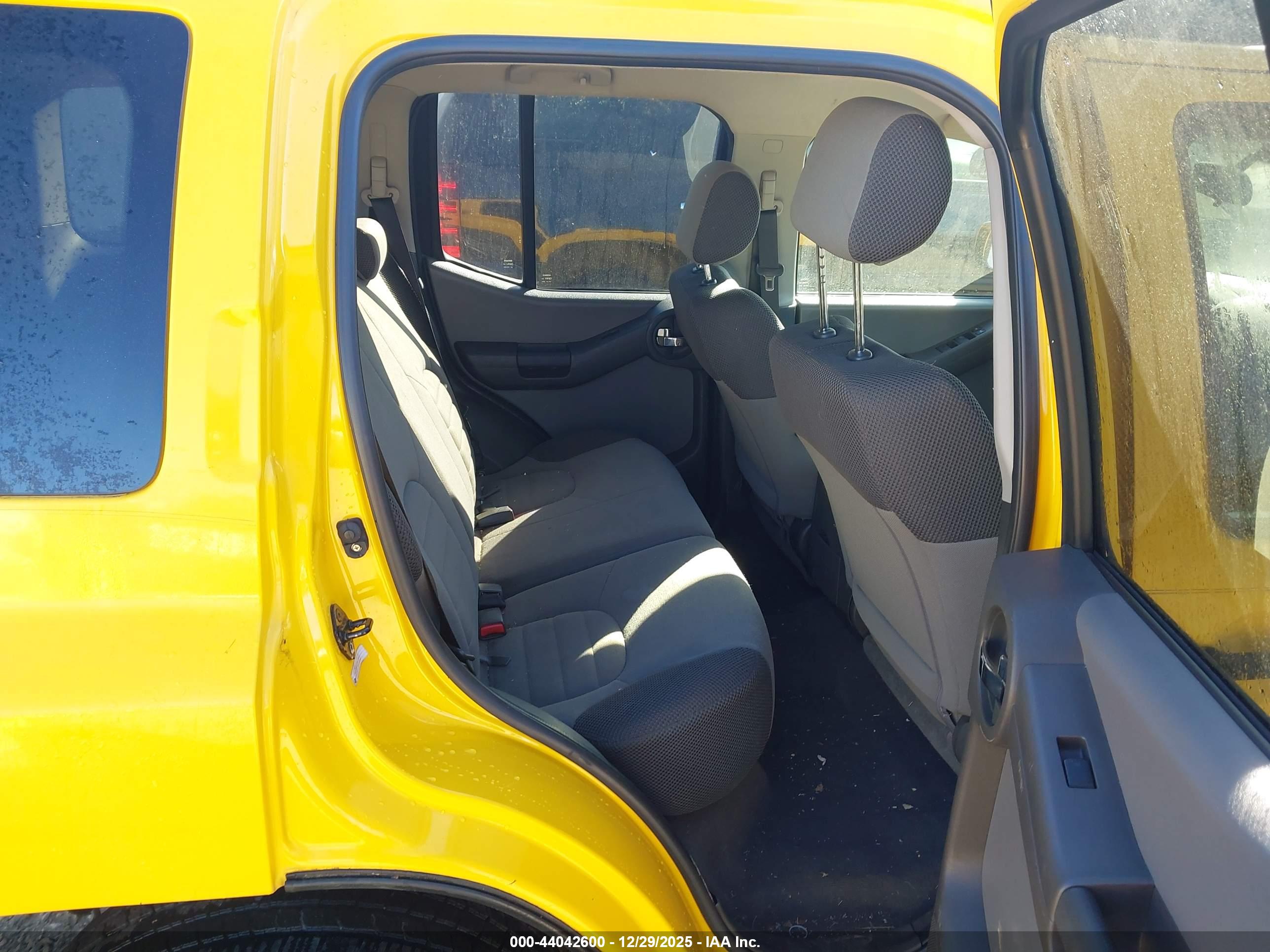 NISSAN XTERRA image 8