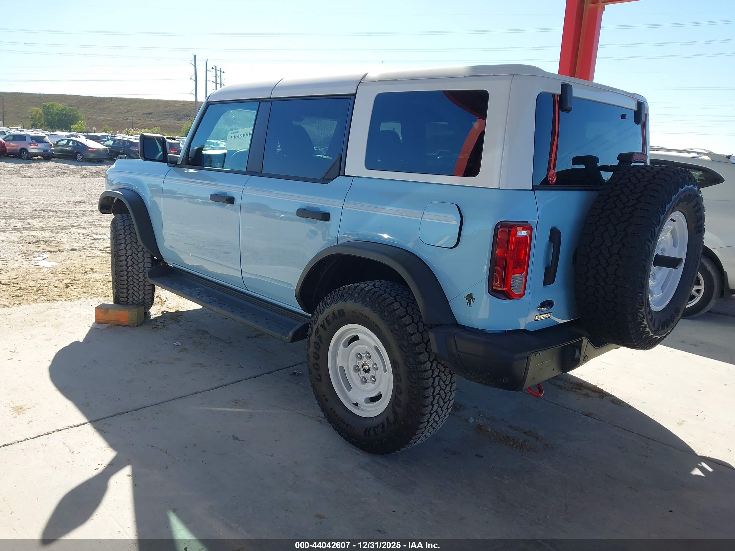 FORD BRONCO image 3