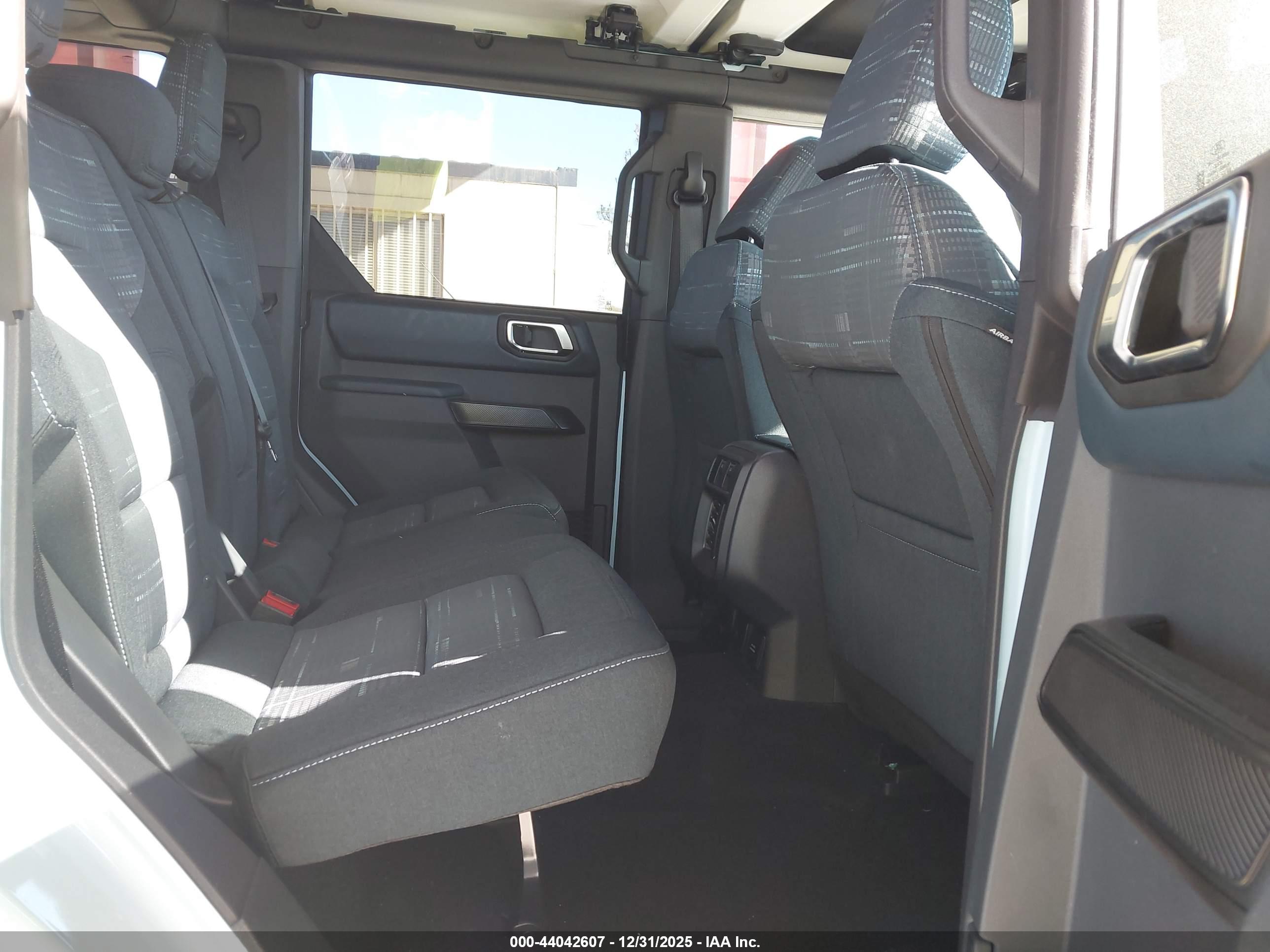 FORD BRONCO image 8