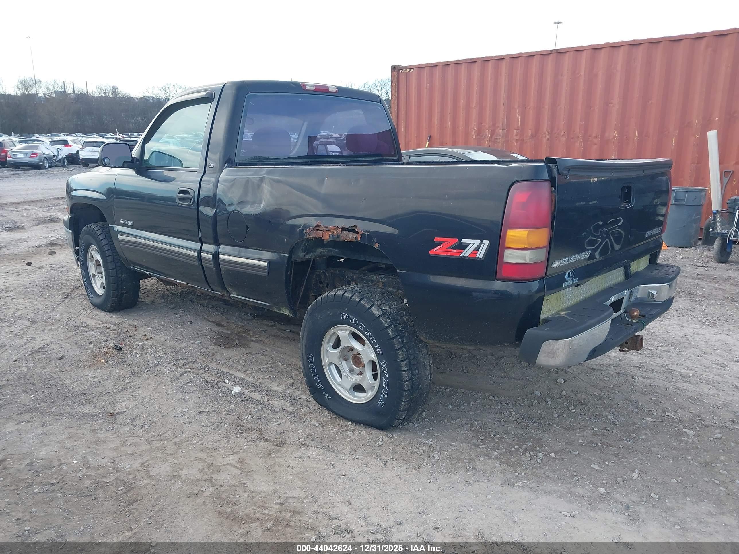 CHEVROLET SILVERADO image 3
