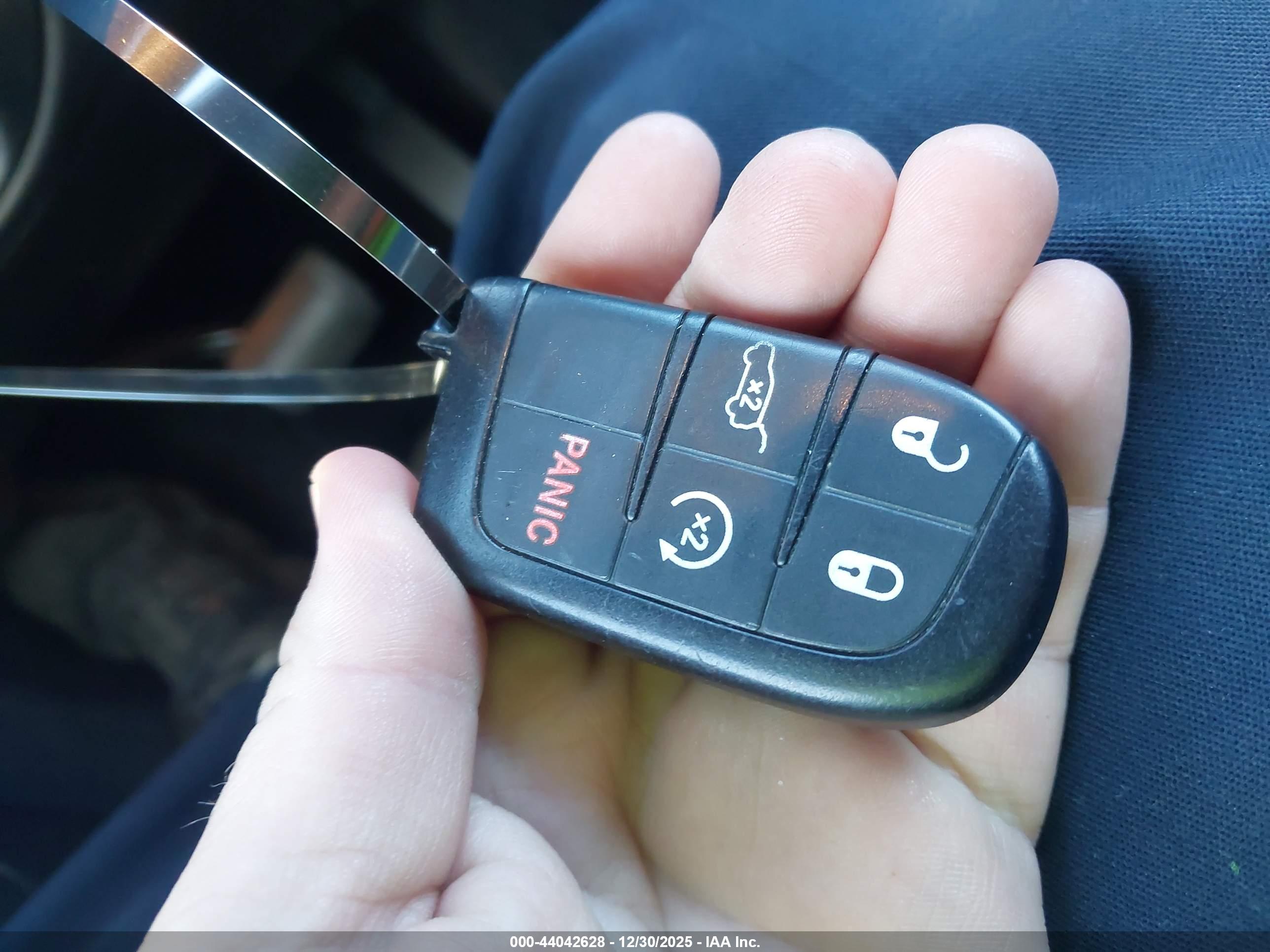 JEEP GRAND image 11