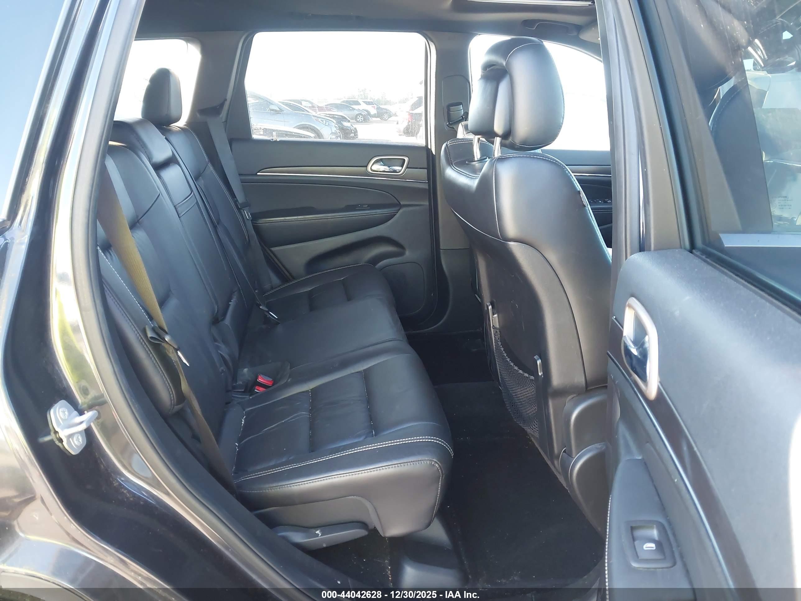 JEEP GRAND image 8