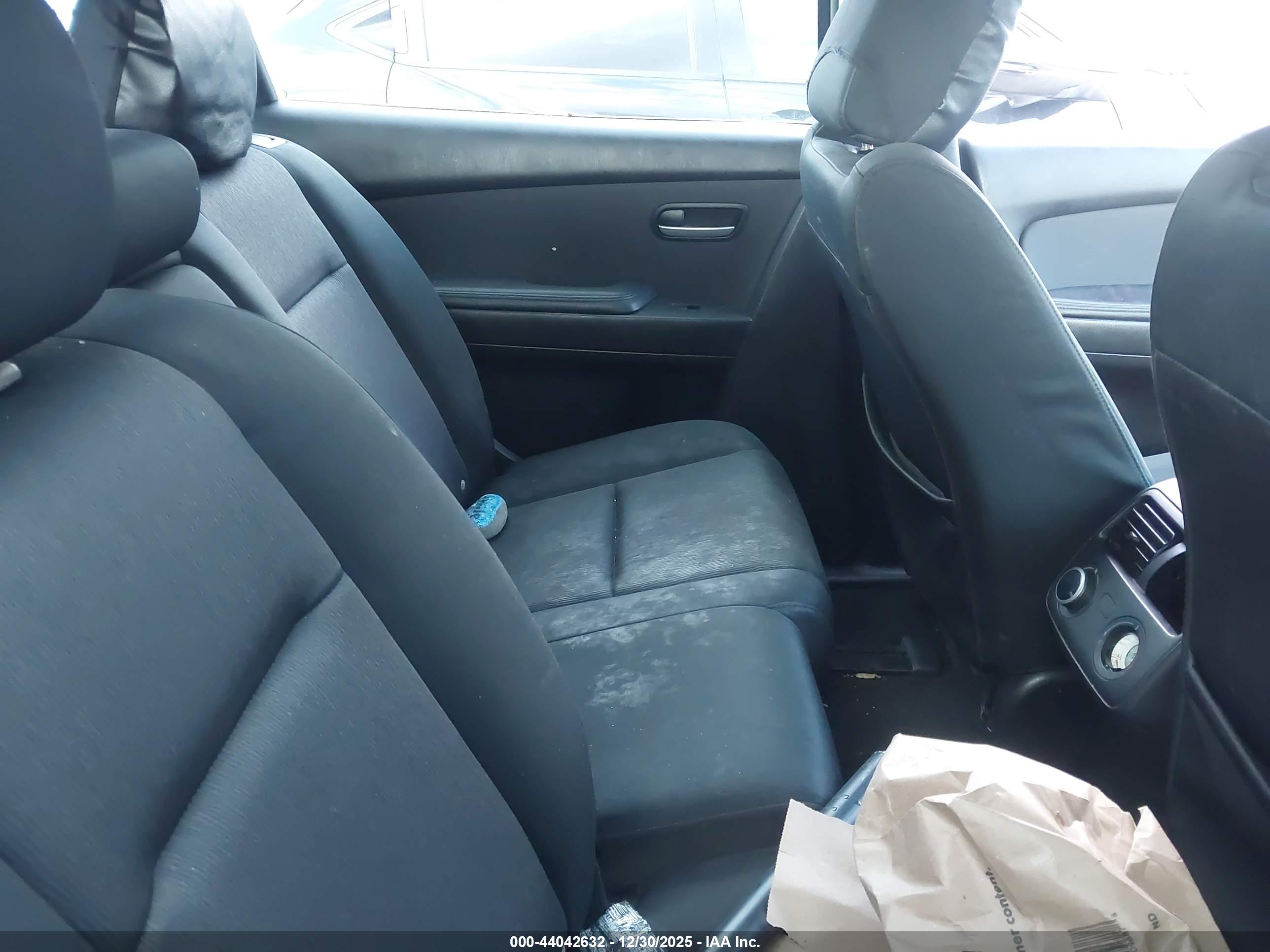 MAZDA CX-9 image 8