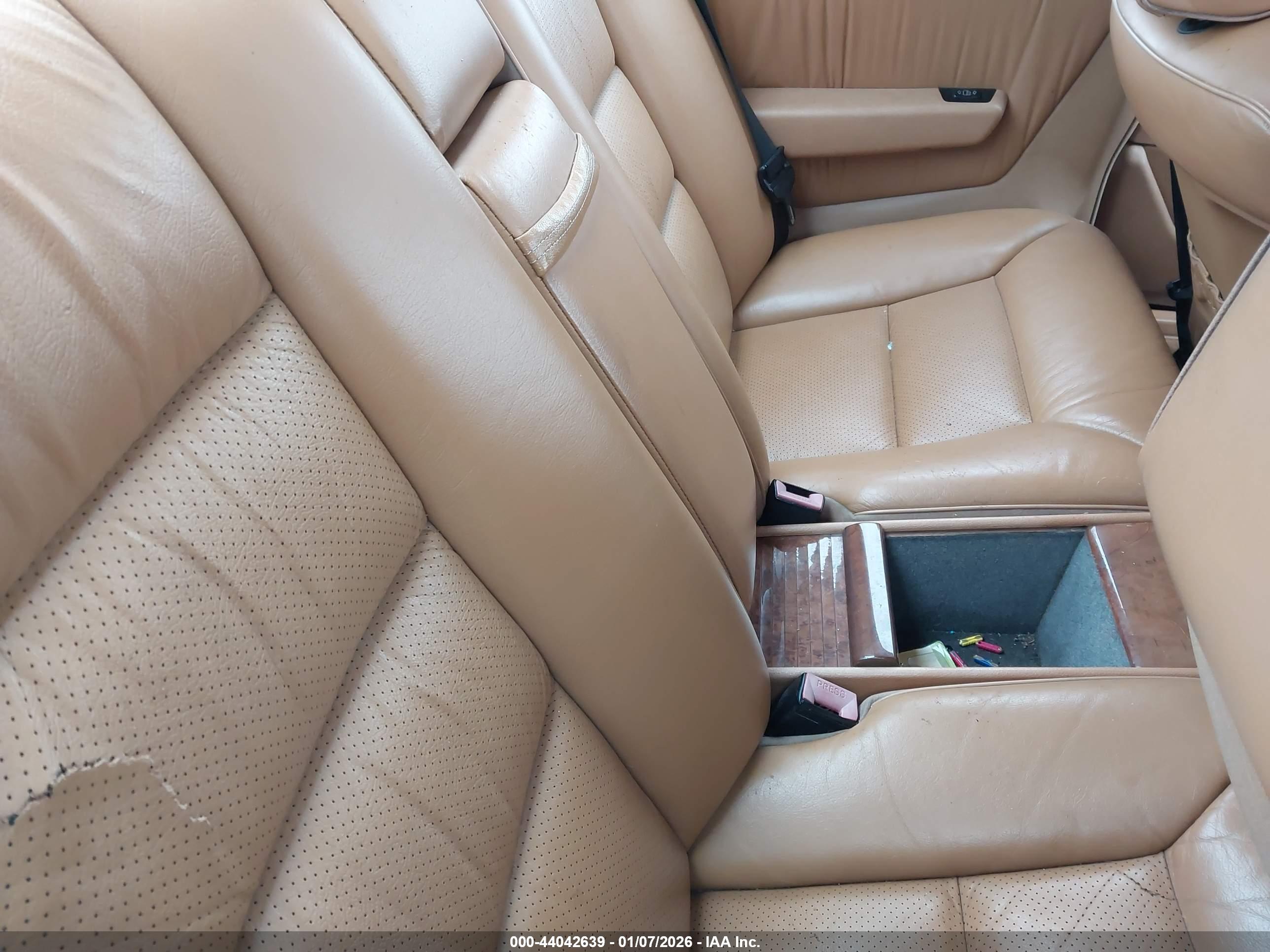 MERCEDES-BENZ 300 image 8