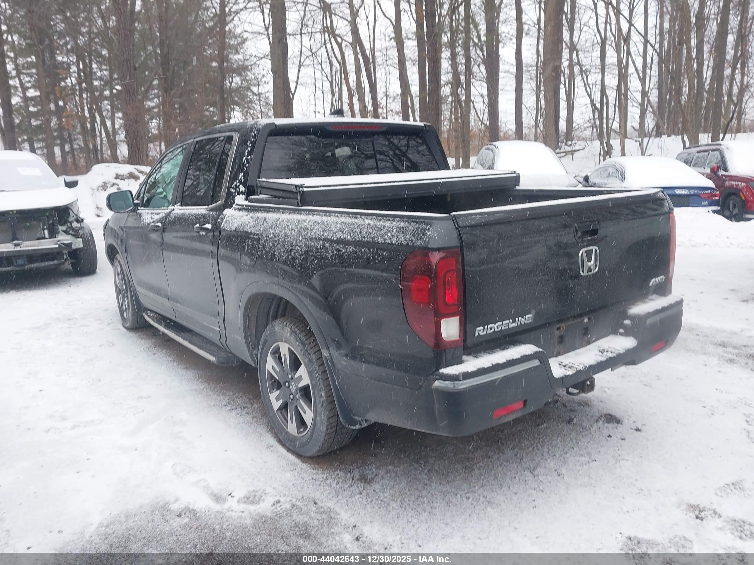 HONDA RIDGELINE image 3