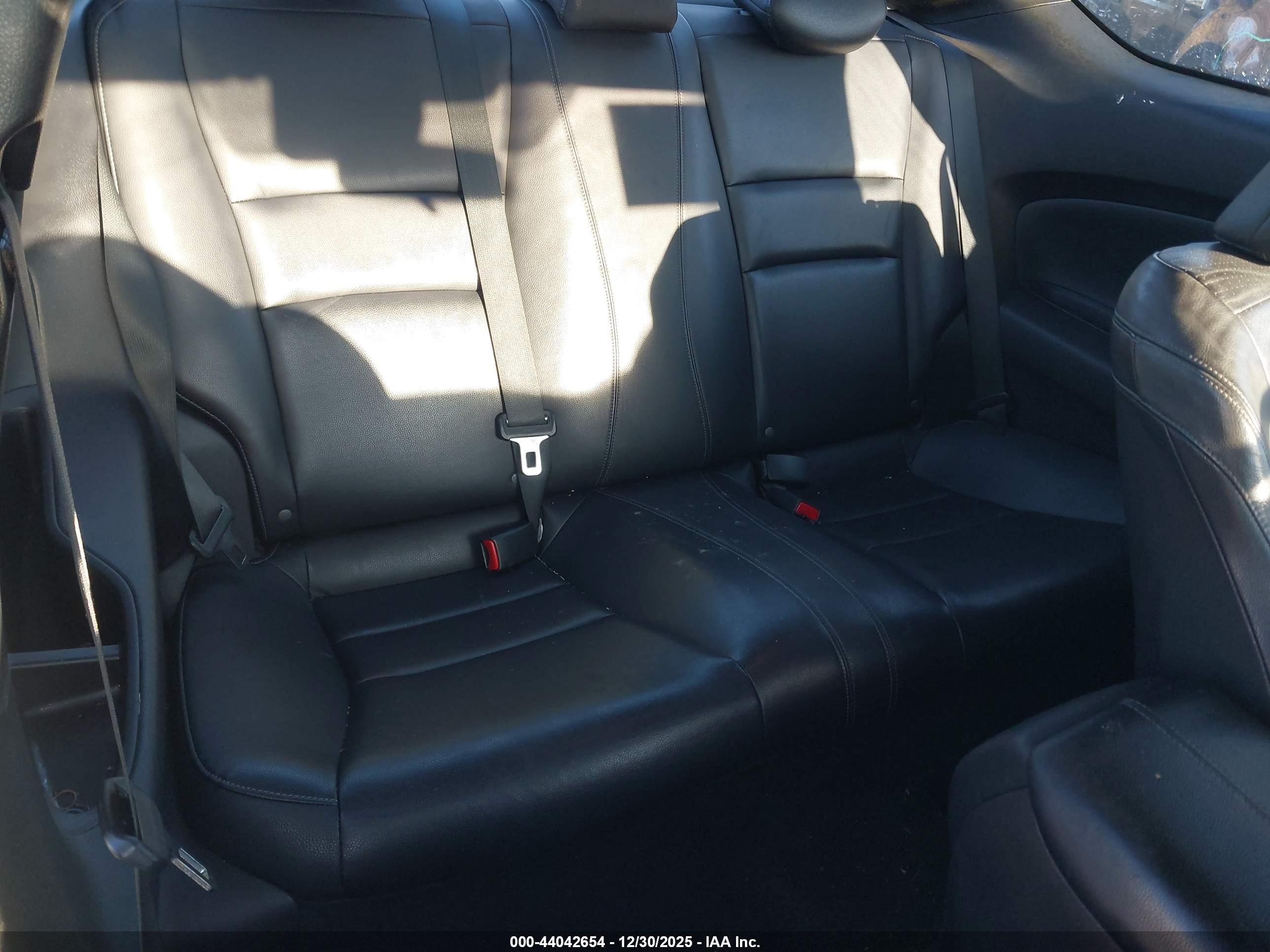 HONDA ACCORD image 8