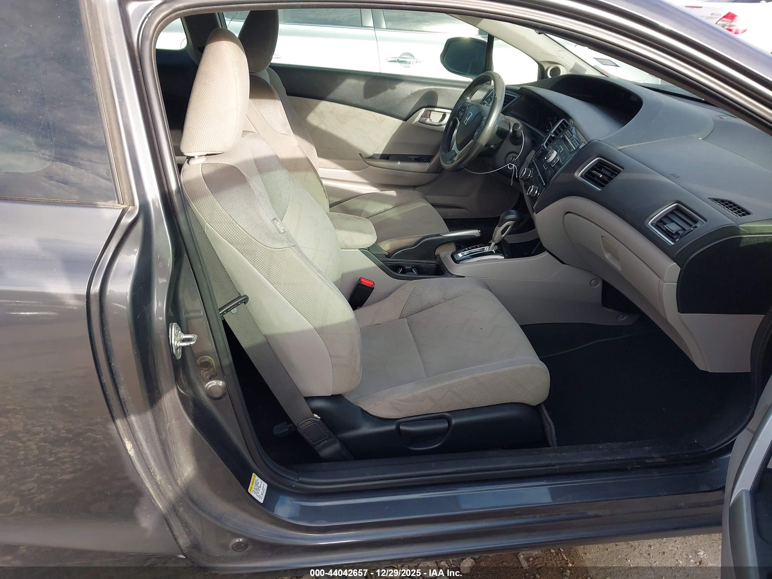 HONDA CIVIC image 5