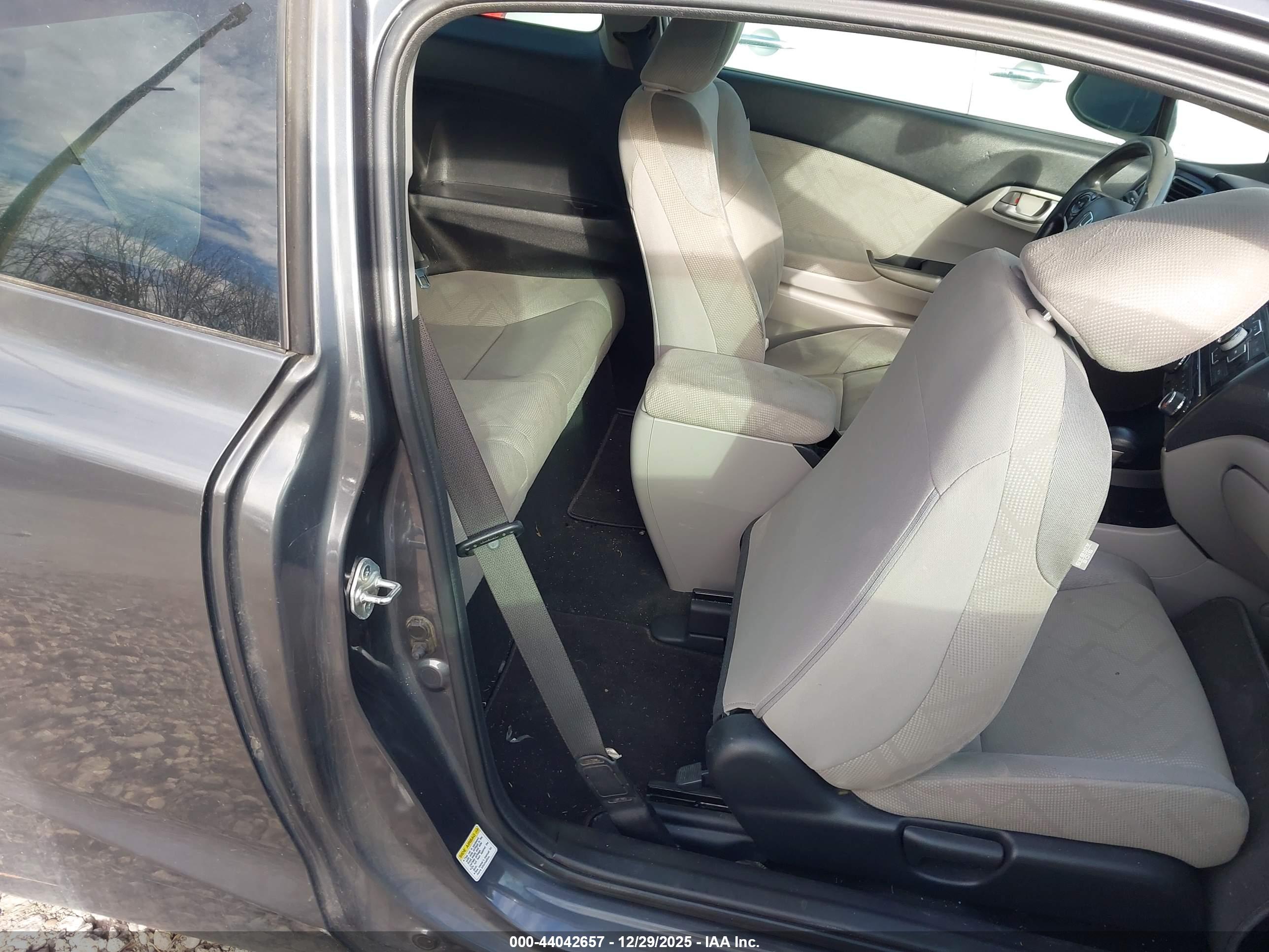 HONDA CIVIC image 8