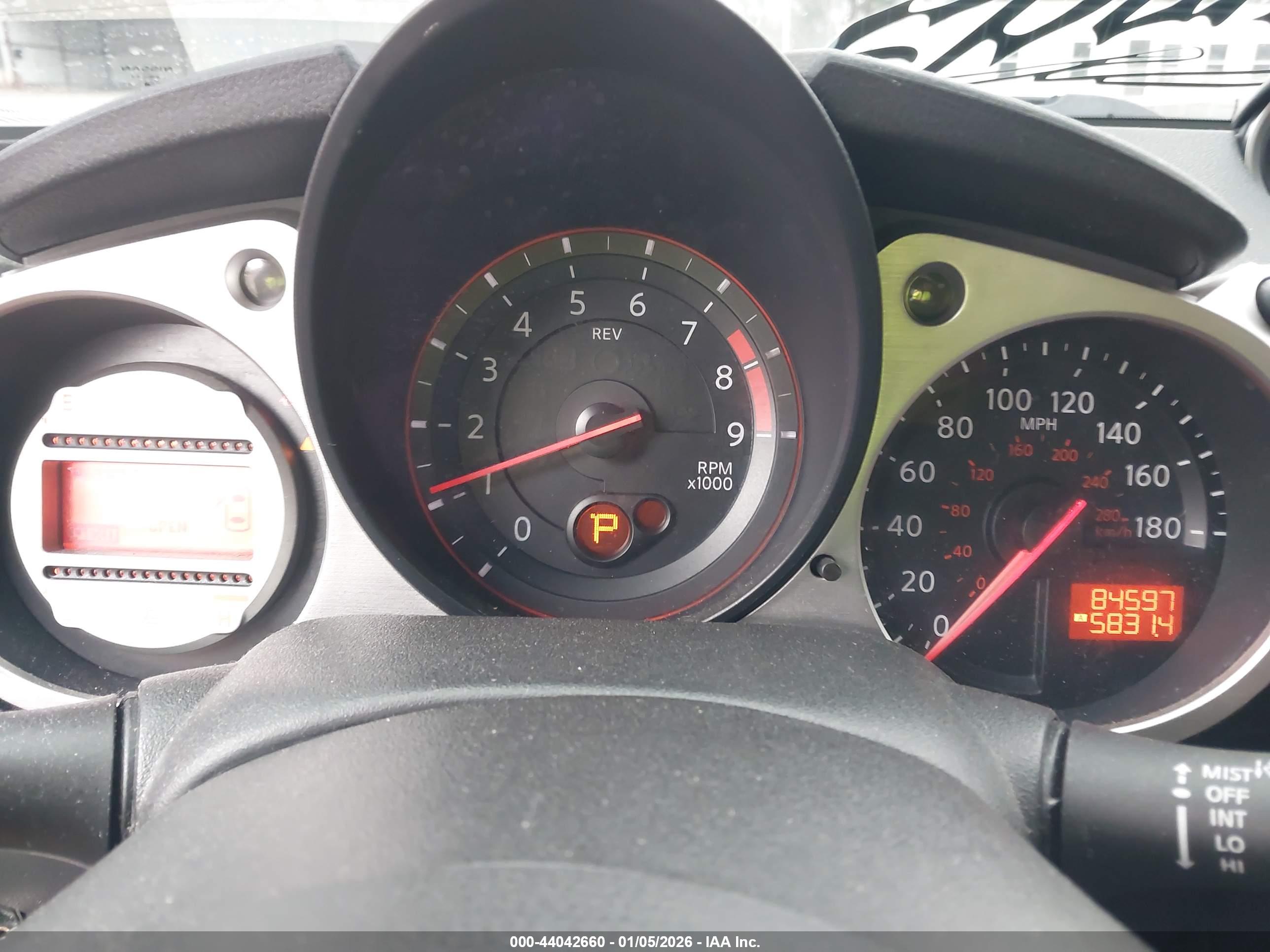 NISSAN 370Z image 7