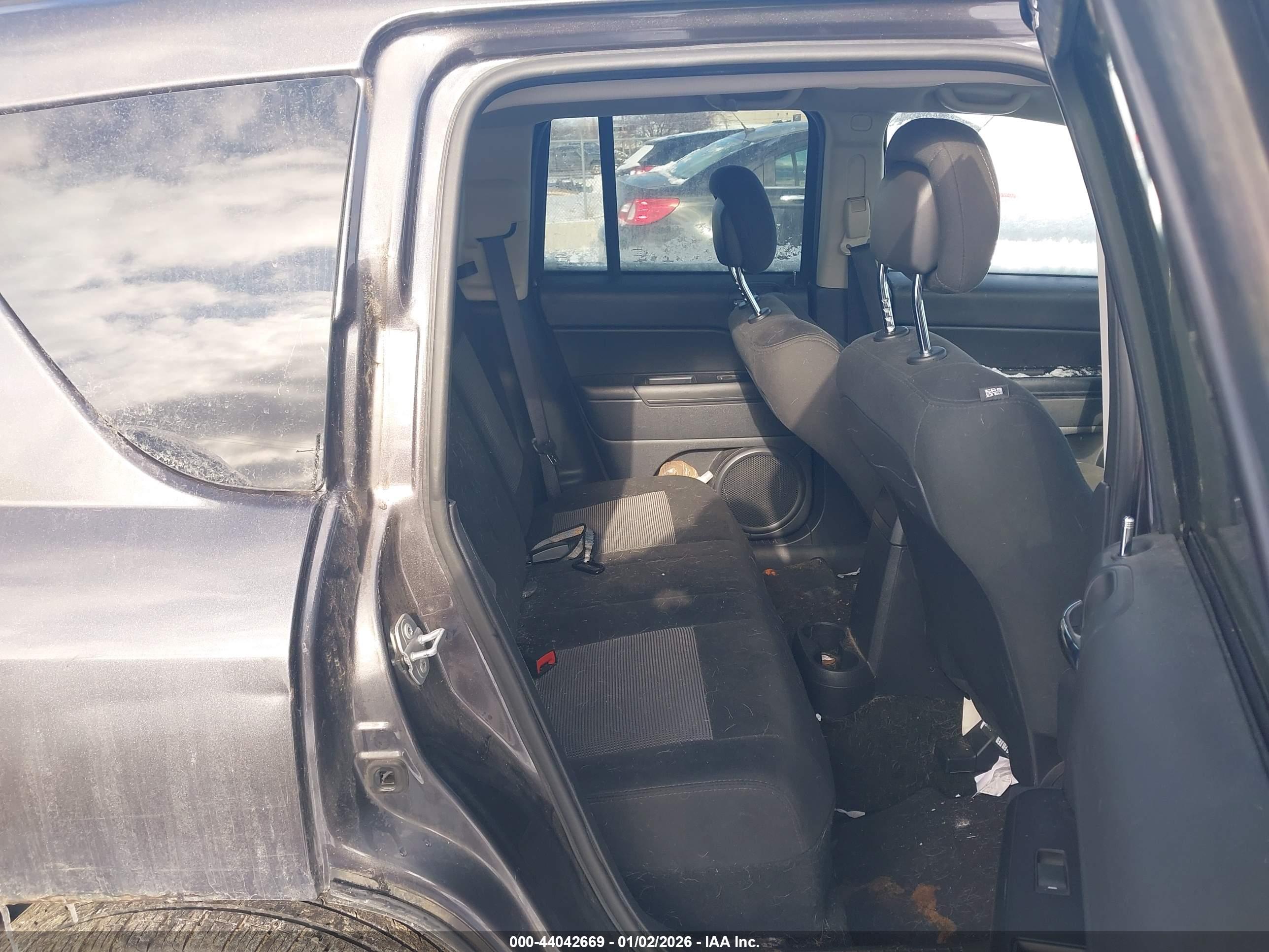 JEEP COMPASS image 8