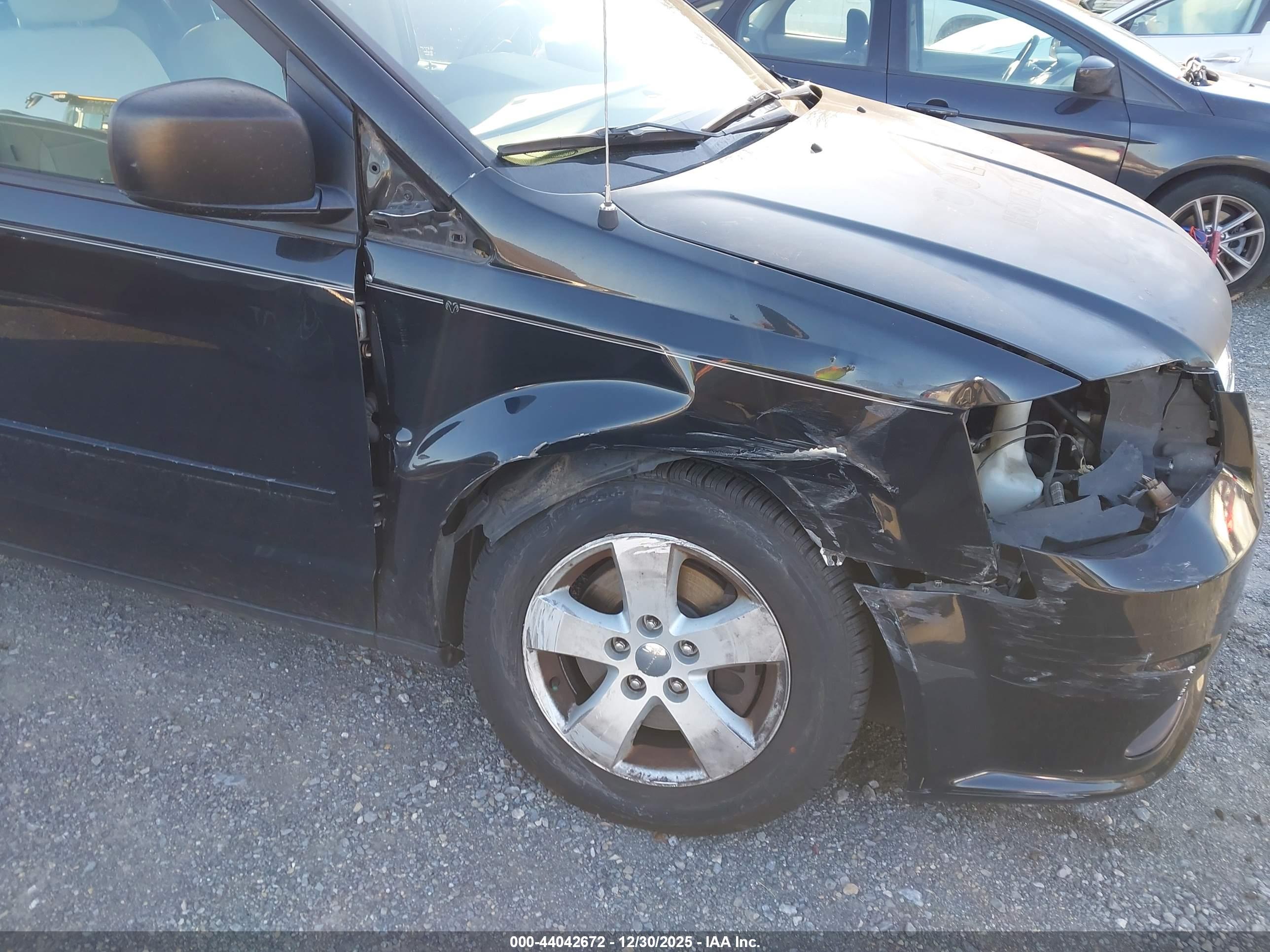 DODGE GRAND image 6
