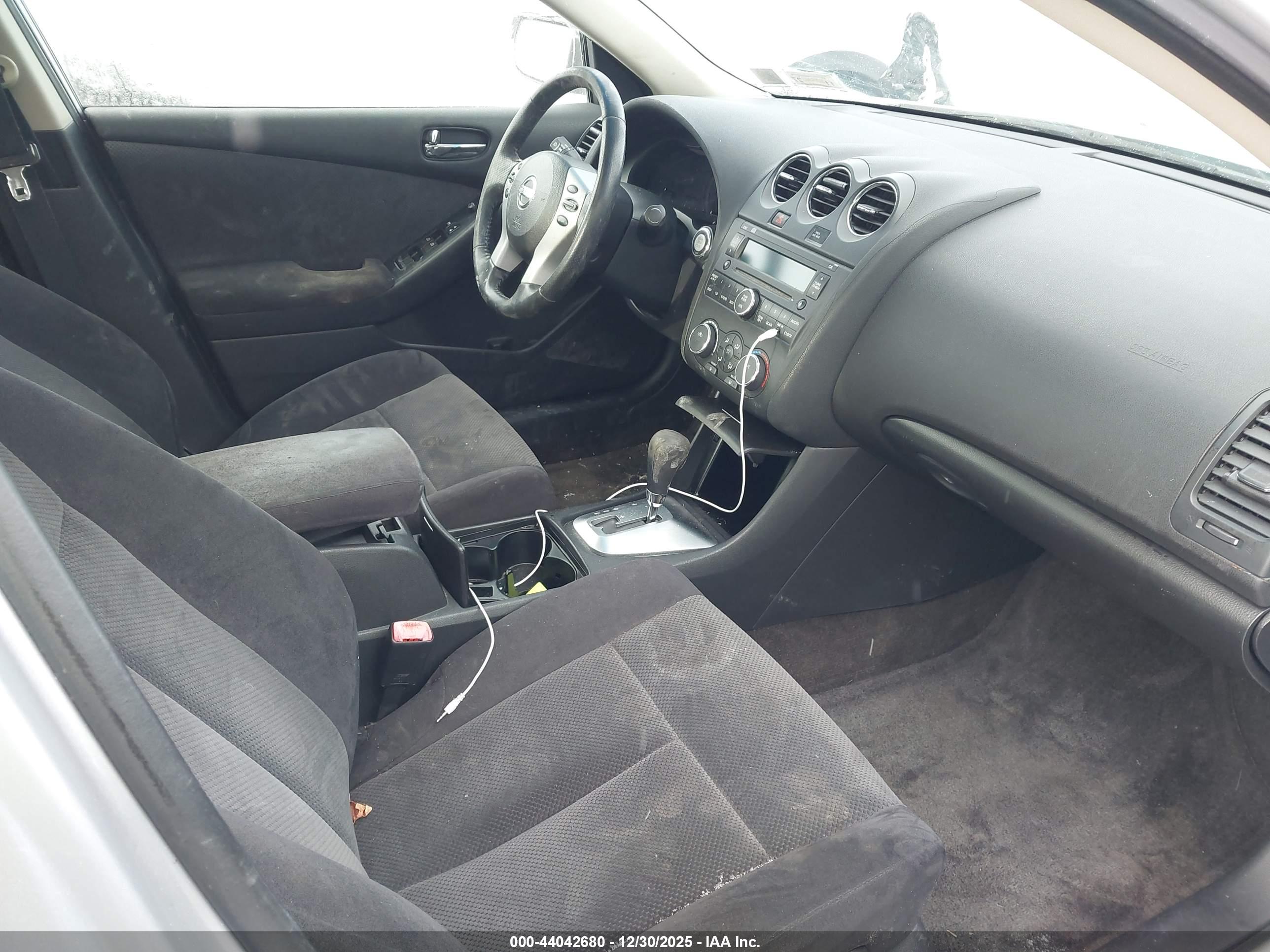 NISSAN ALTIMA image 5