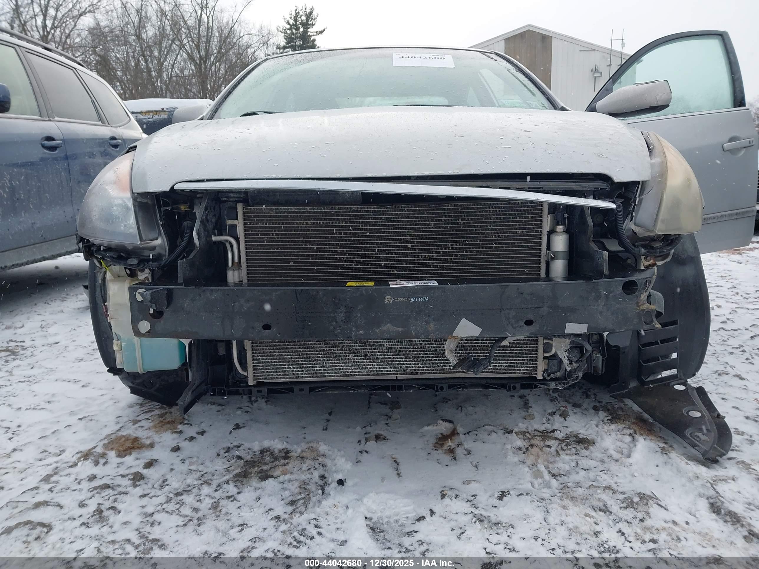 NISSAN ALTIMA image 6