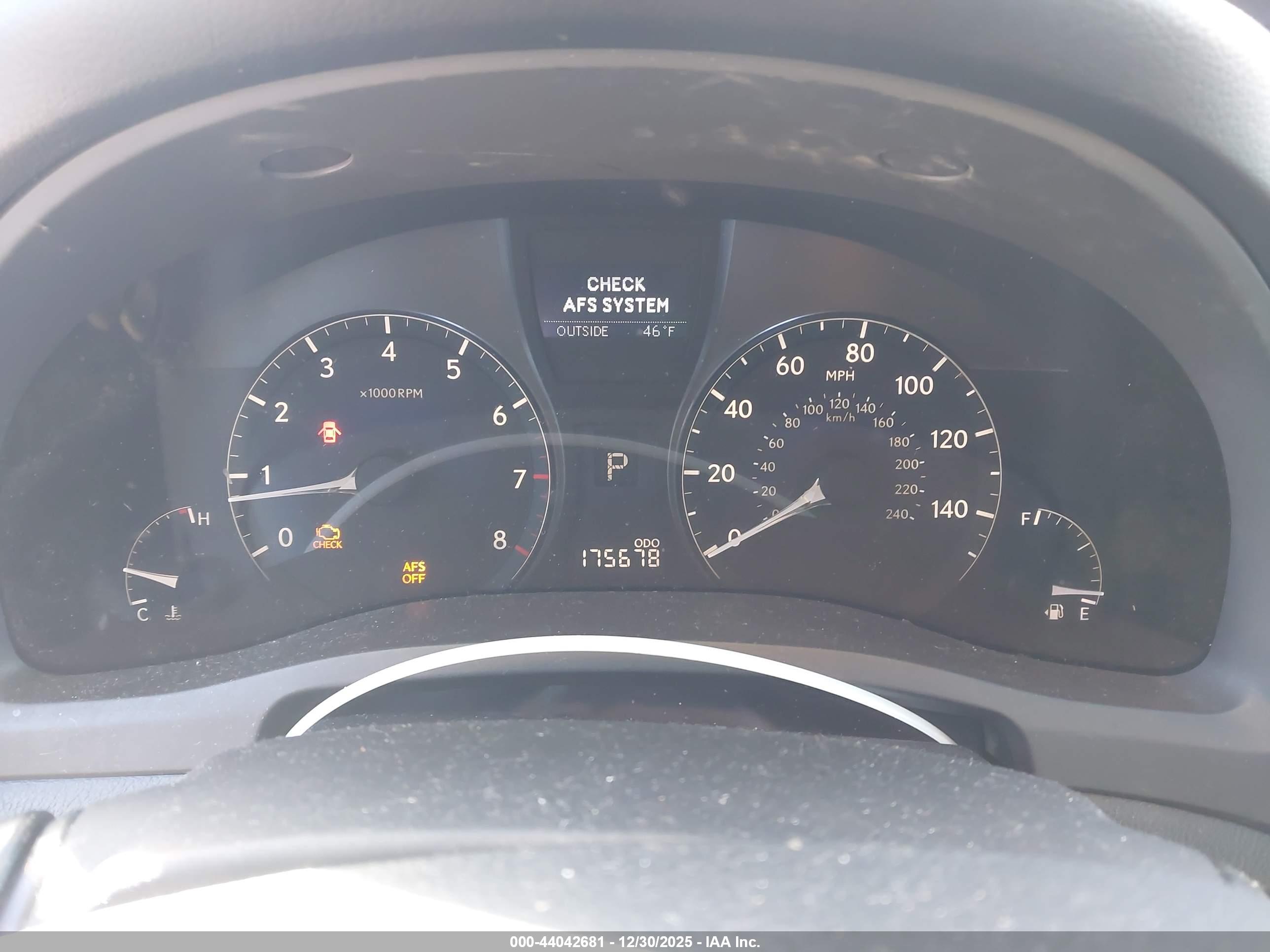 LEXUS RX image 7