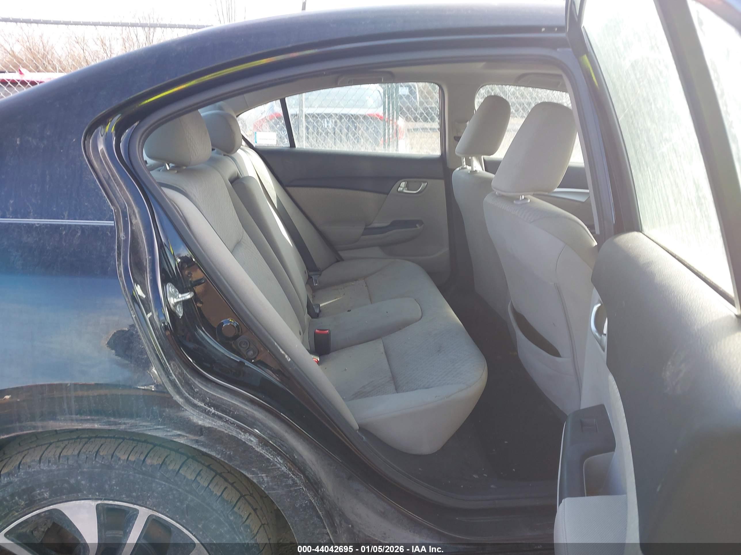 HONDA CIVIC image 8