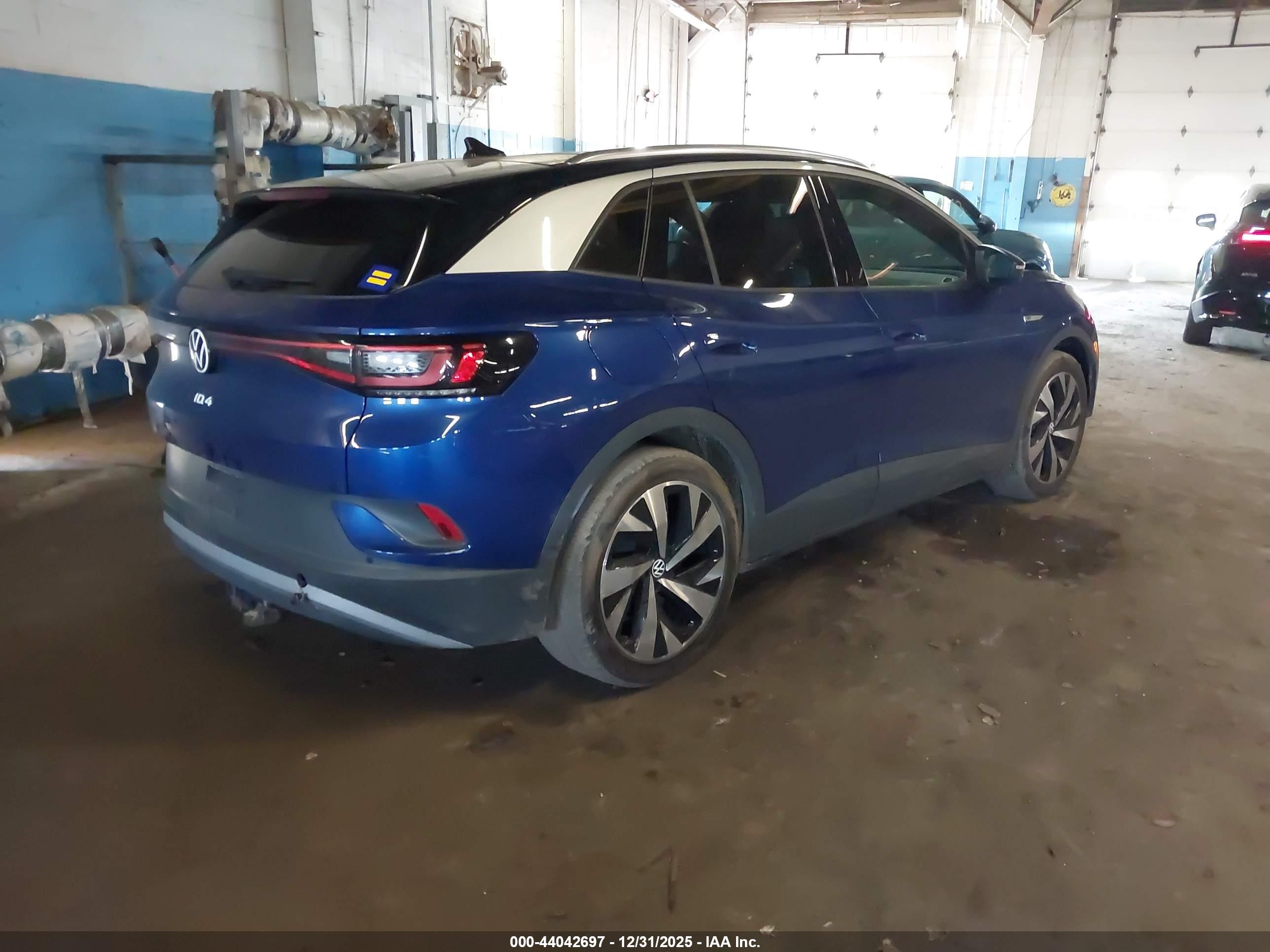VOLKSWAGEN ID.4 image 4