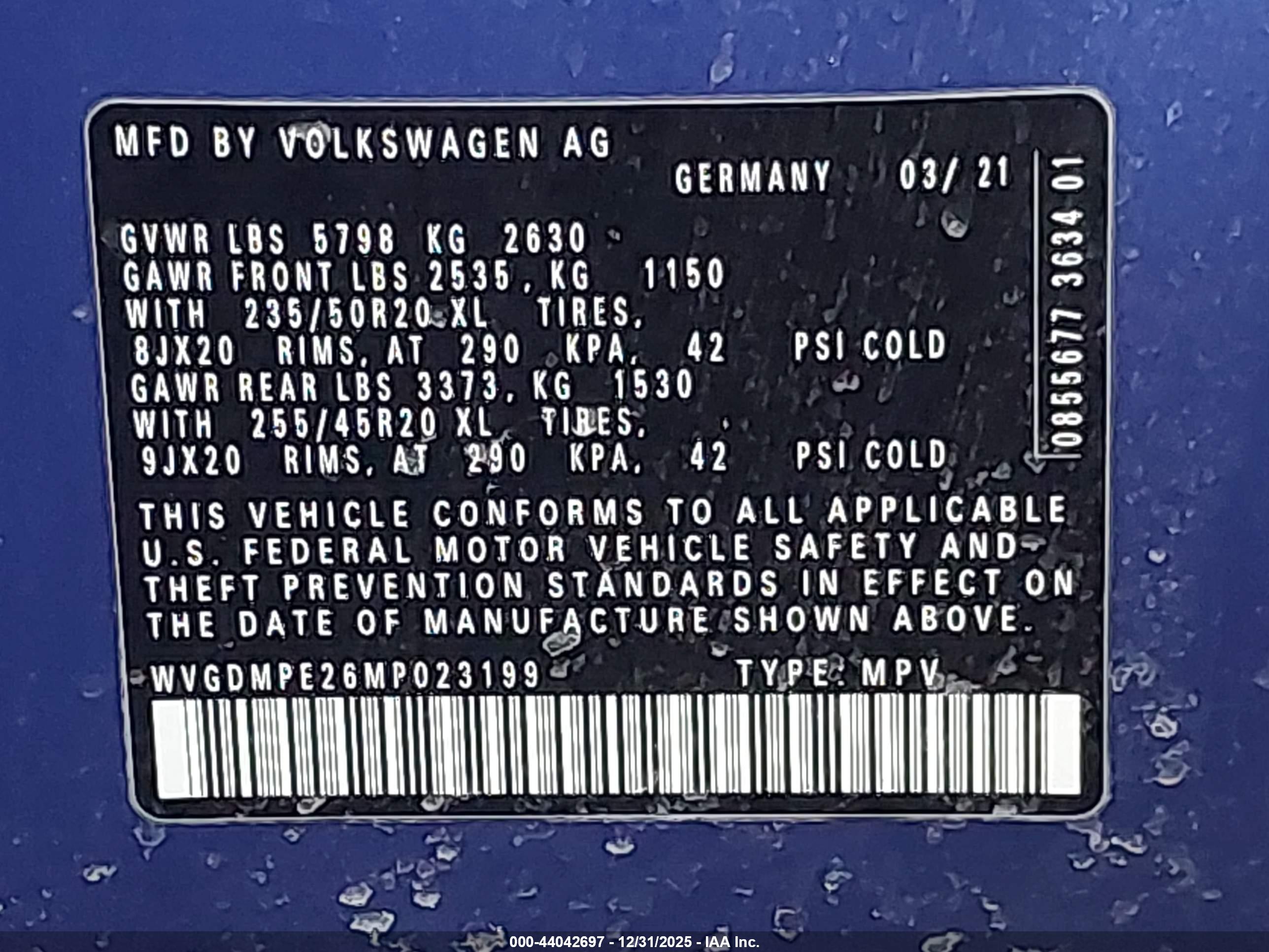 VOLKSWAGEN ID.4 image 9