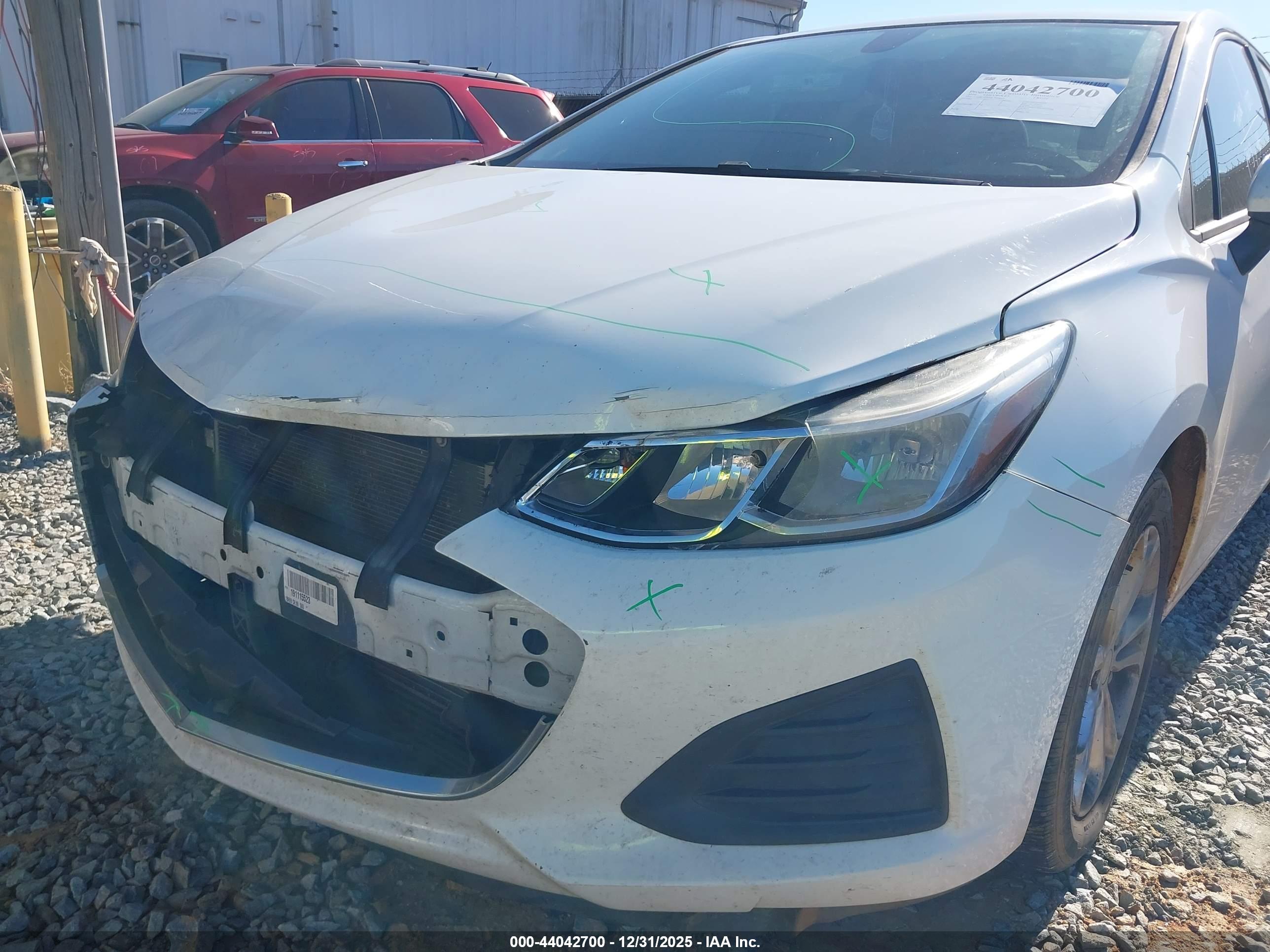 CHEVROLET CRUZE image 6
