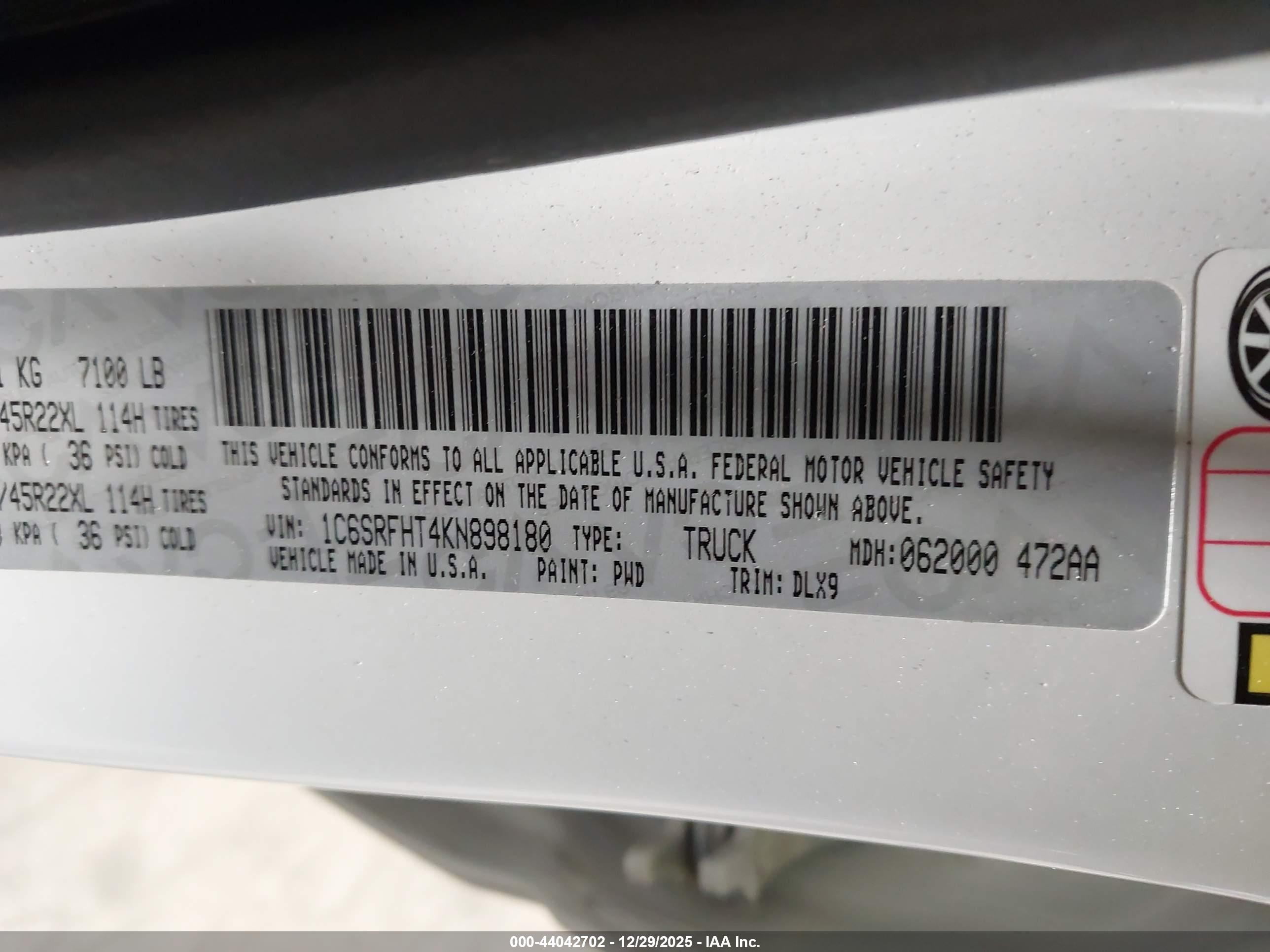 RAM 1500 image 9