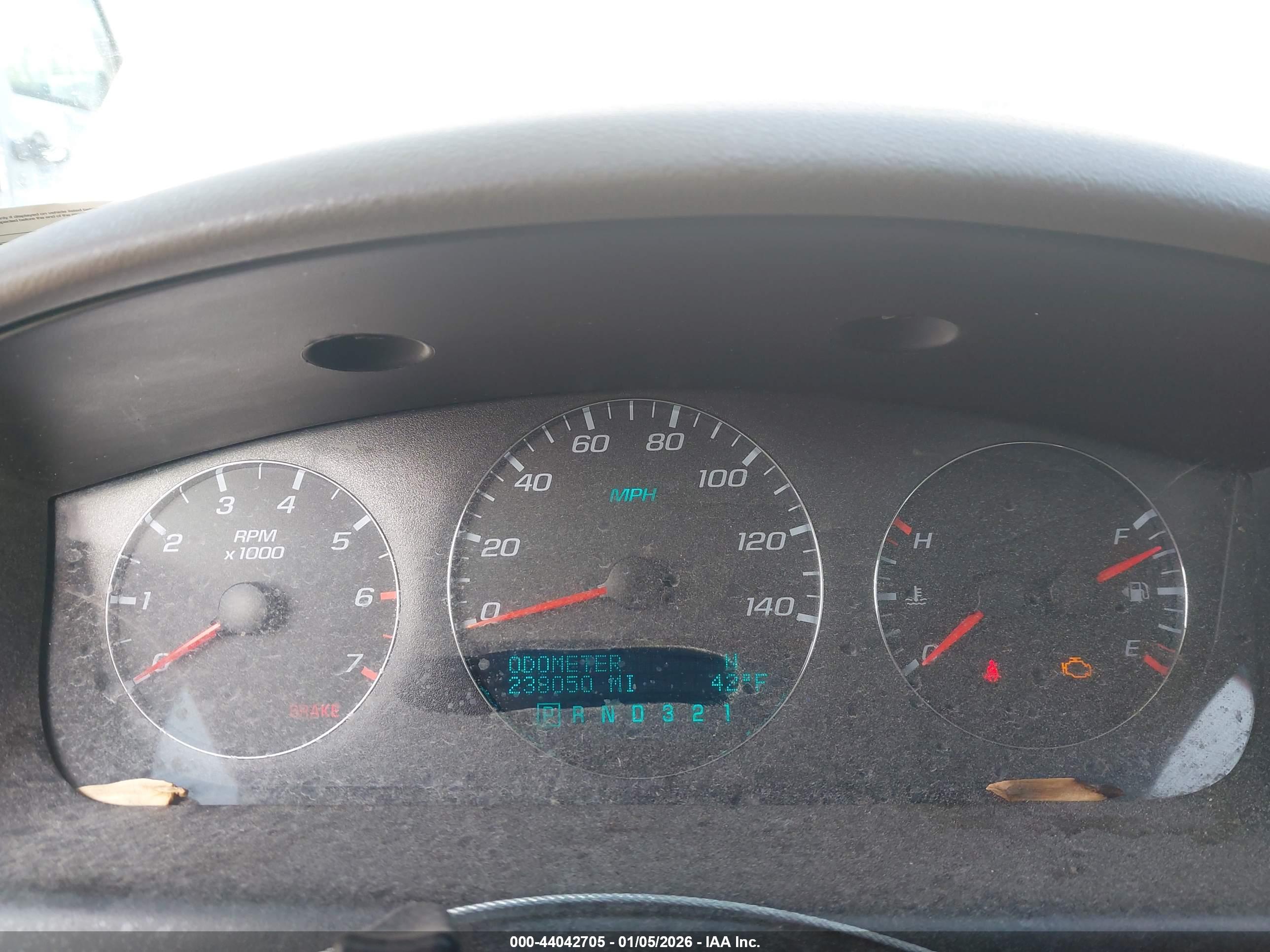 CHEVROLET IMPALA image 7