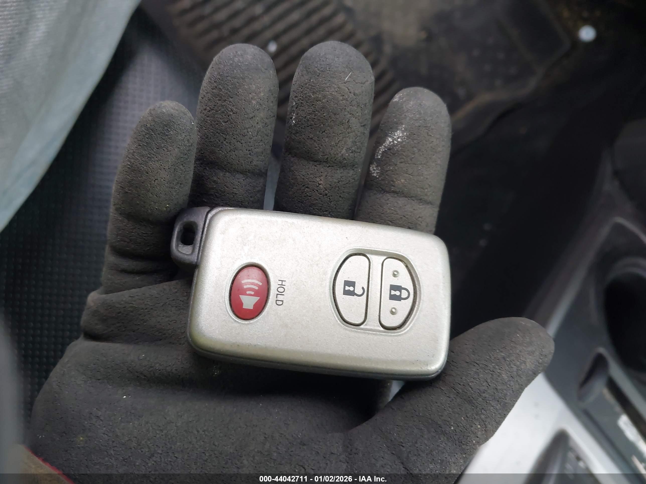TOYOTA 4RUNNER image 11