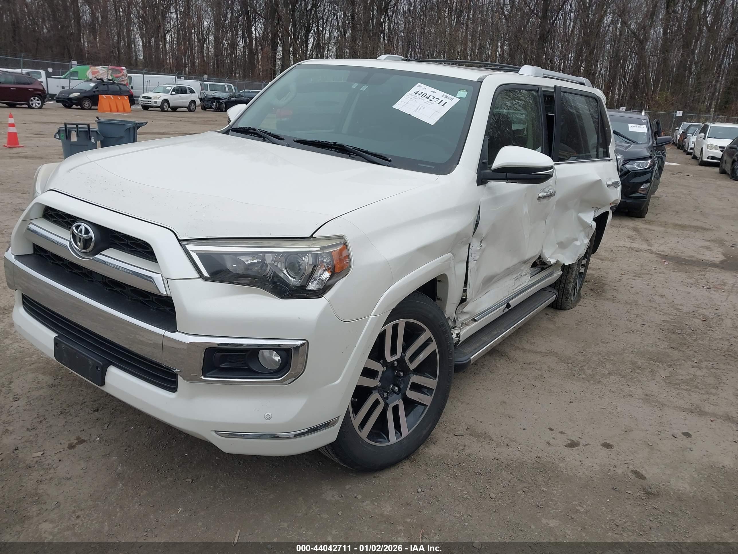 TOYOTA 4RUNNER image 2
