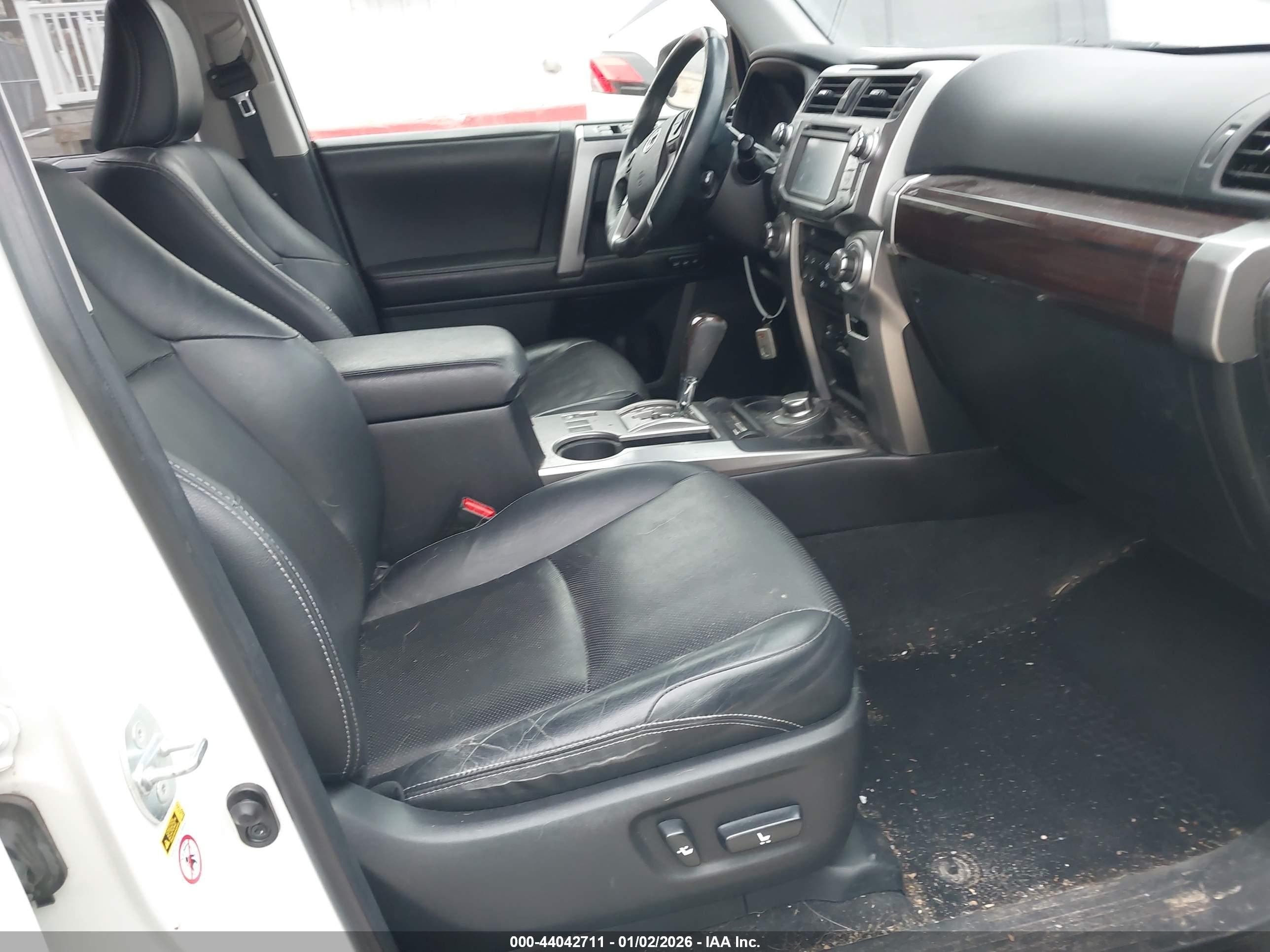 TOYOTA 4RUNNER image 5