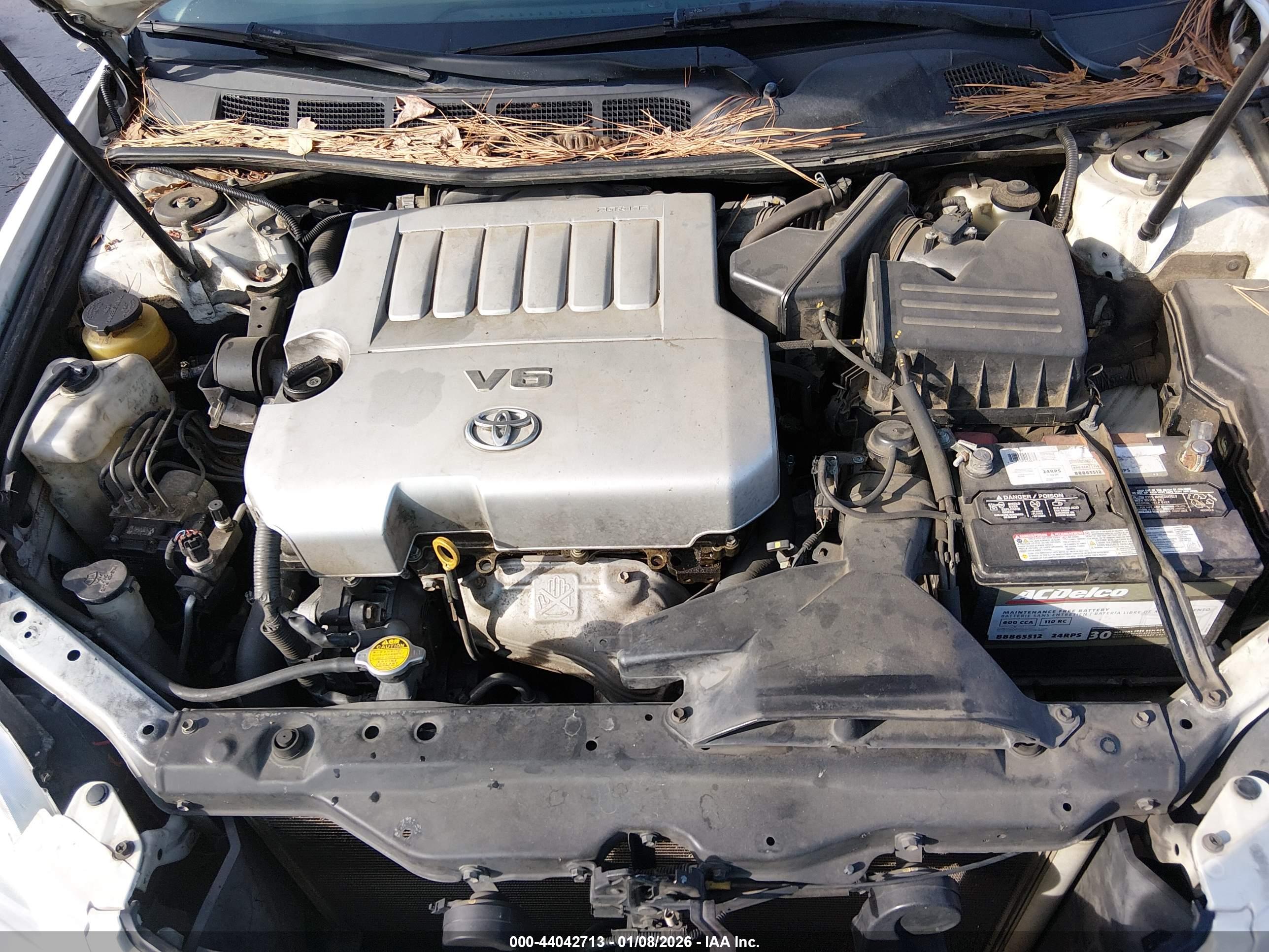 TOYOTA AVALON image 10