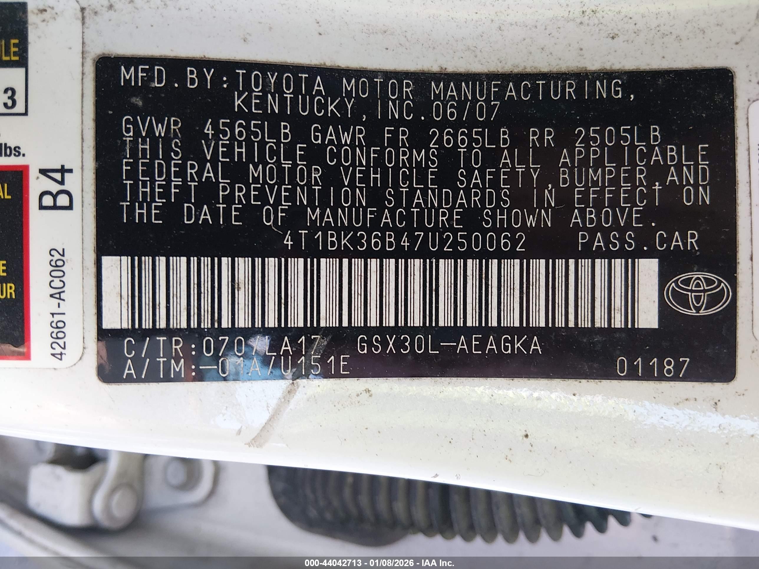 TOYOTA AVALON image 9