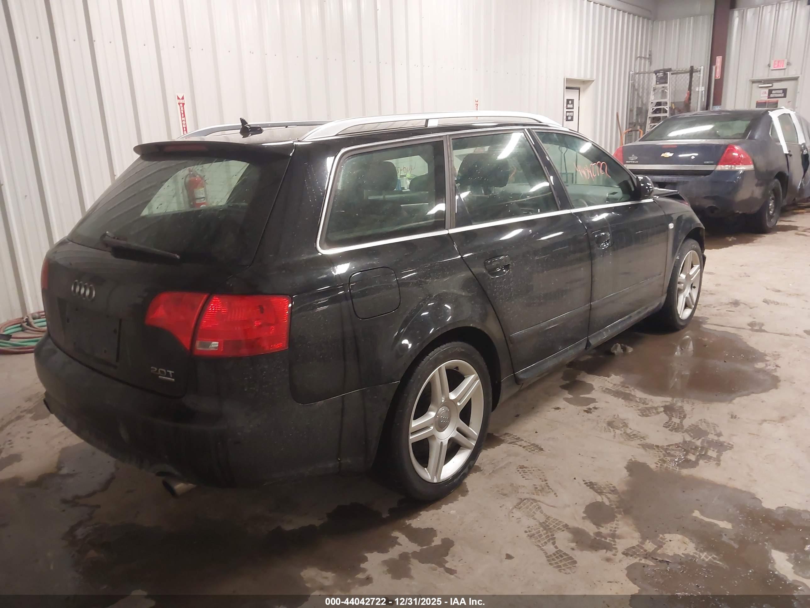 AUDI A4 image 4