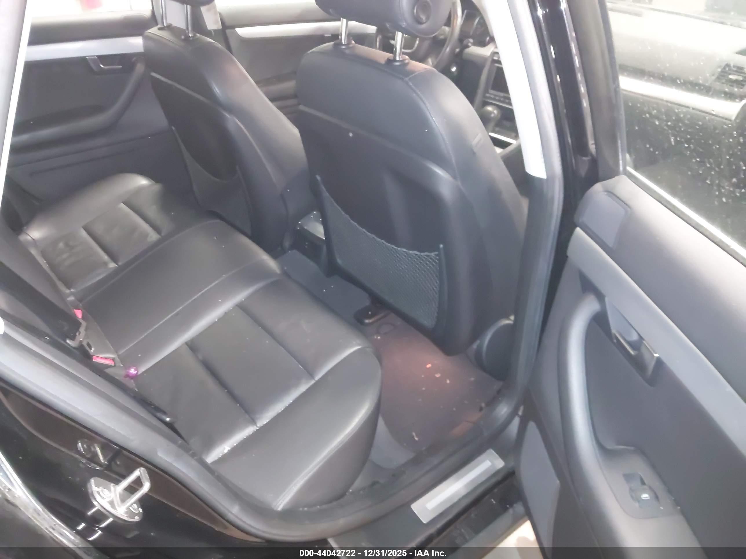 AUDI A4 image 8