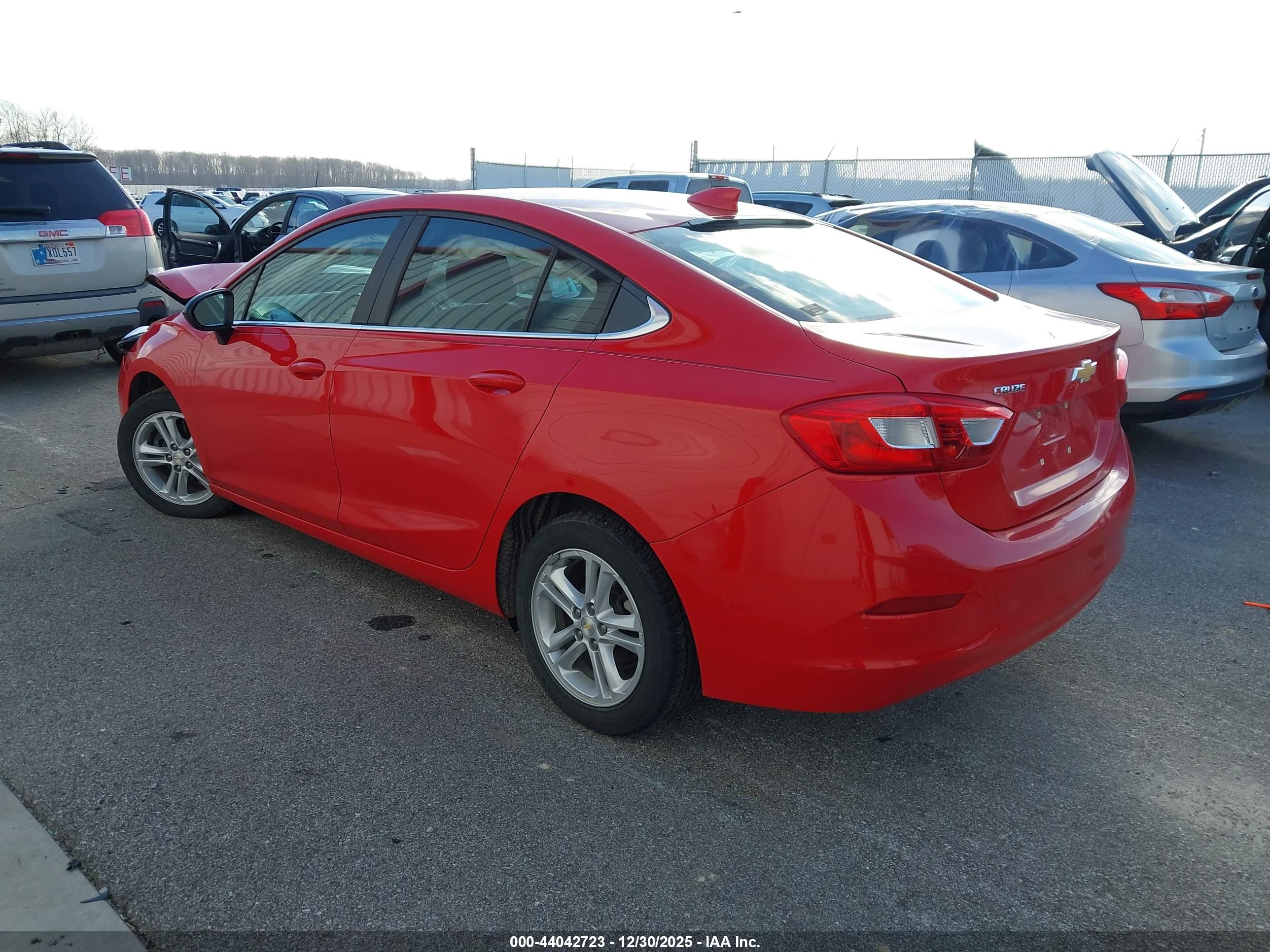 CHEVROLET CRUZE image 3