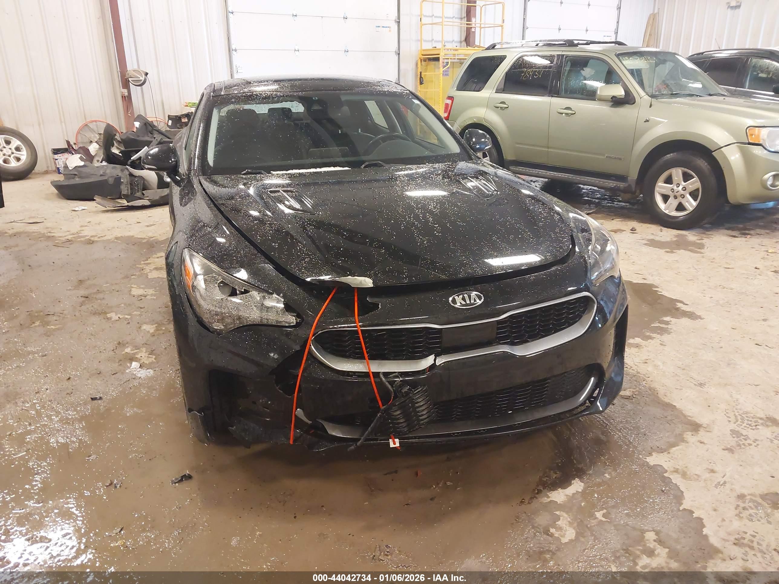 KIA STINGER image 6