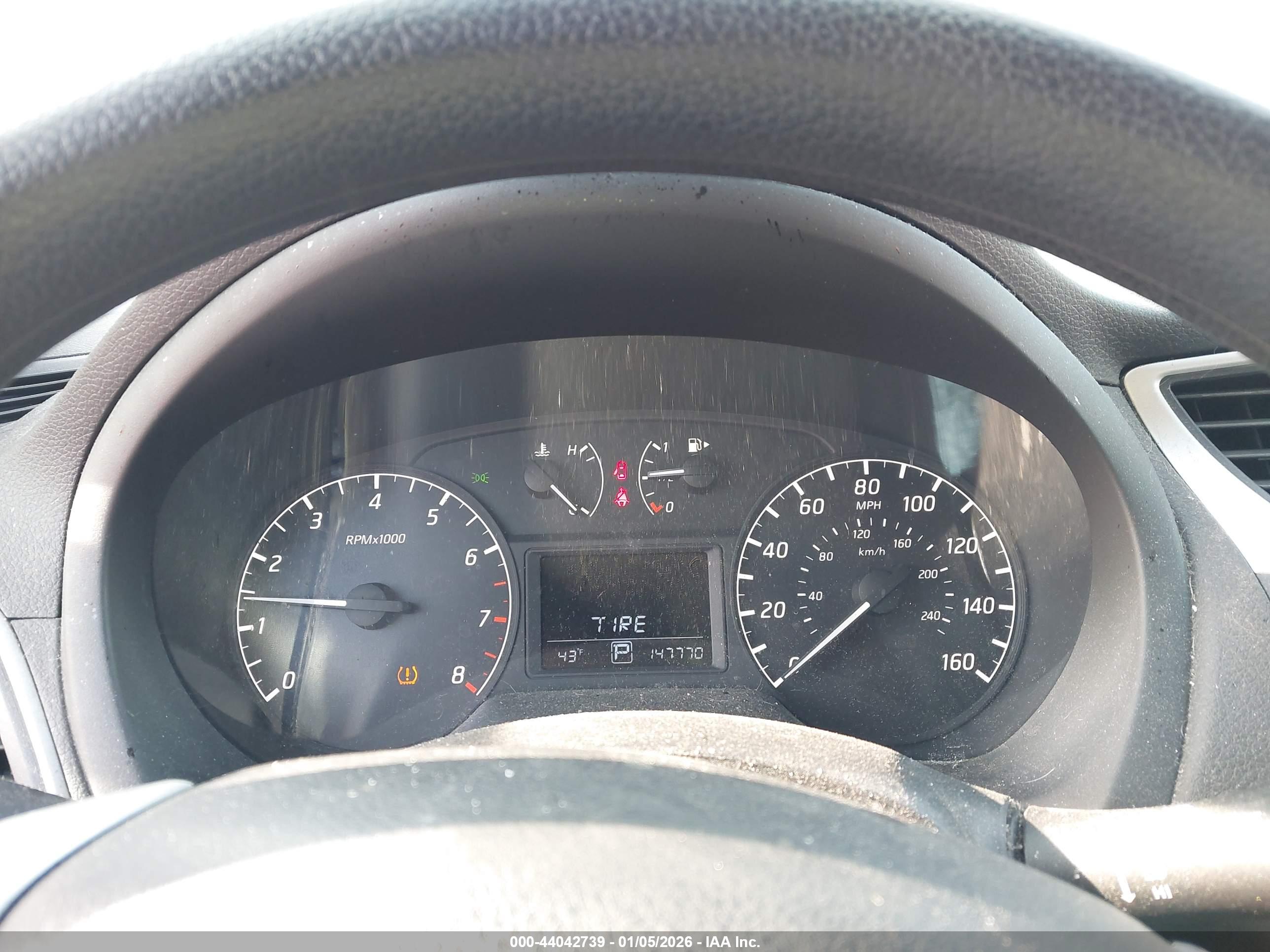 NISSAN SENTRA image 7