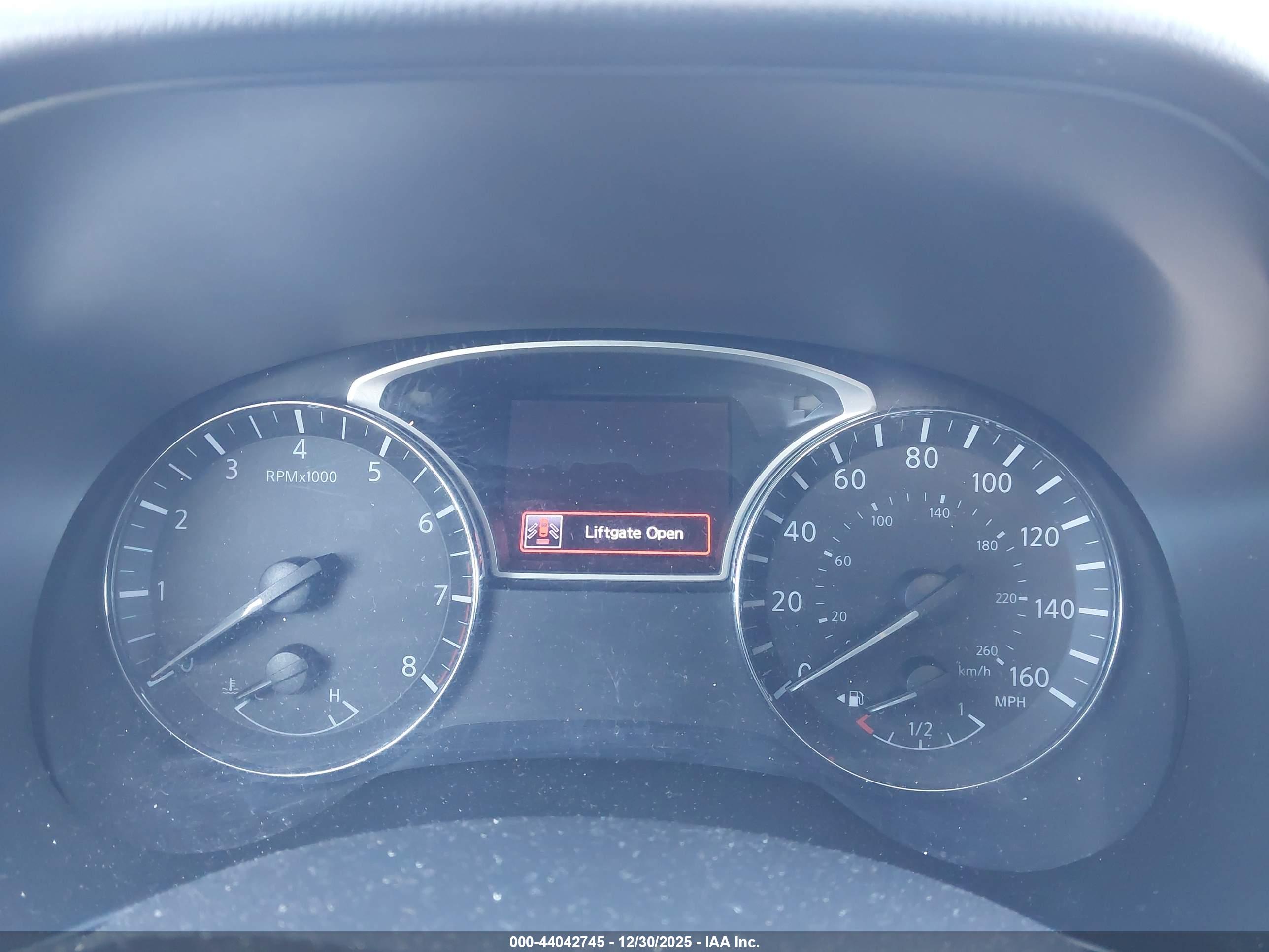 NISSAN PATHFINDER image 7
