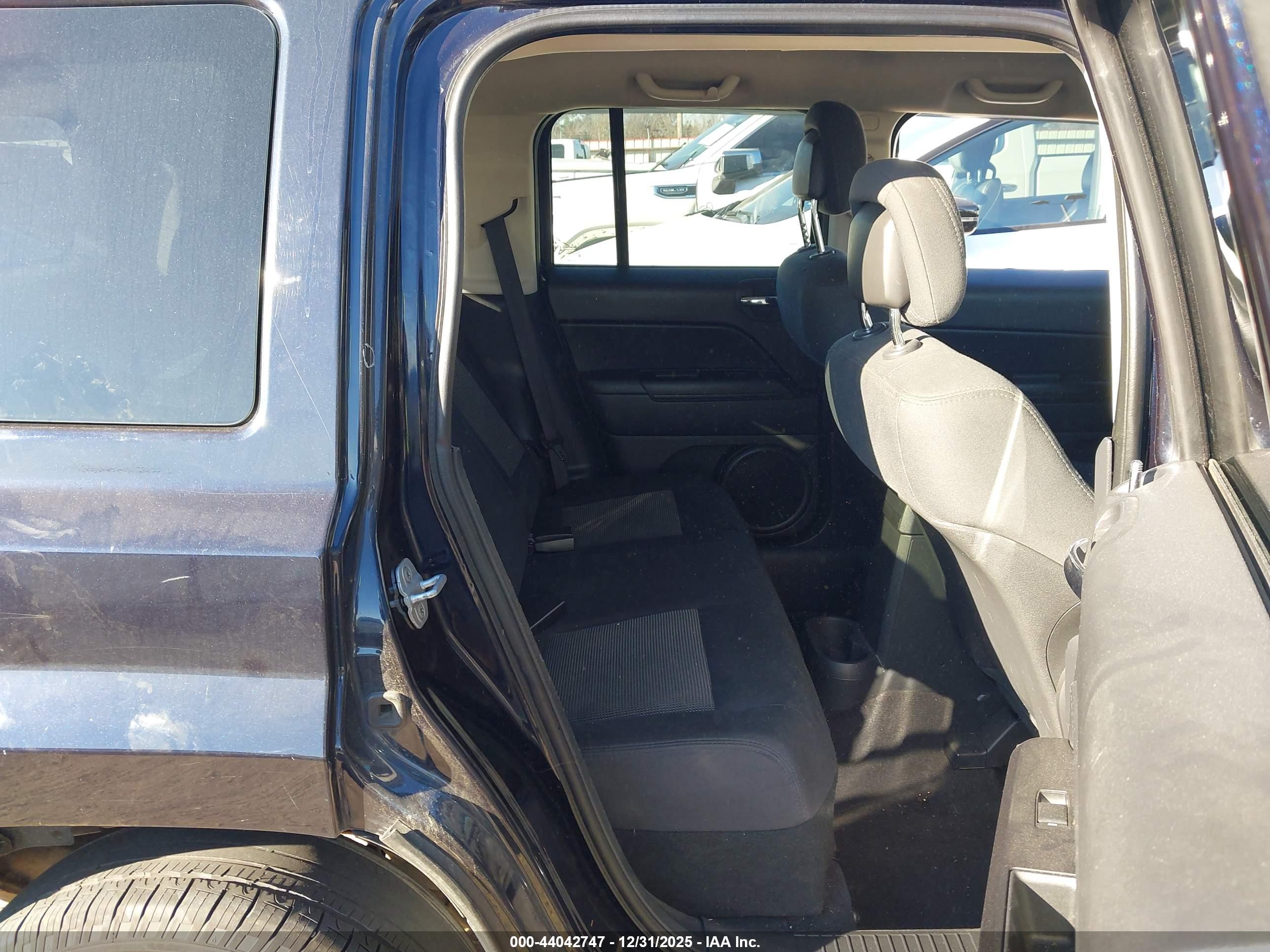 JEEP PATRIOT image 8