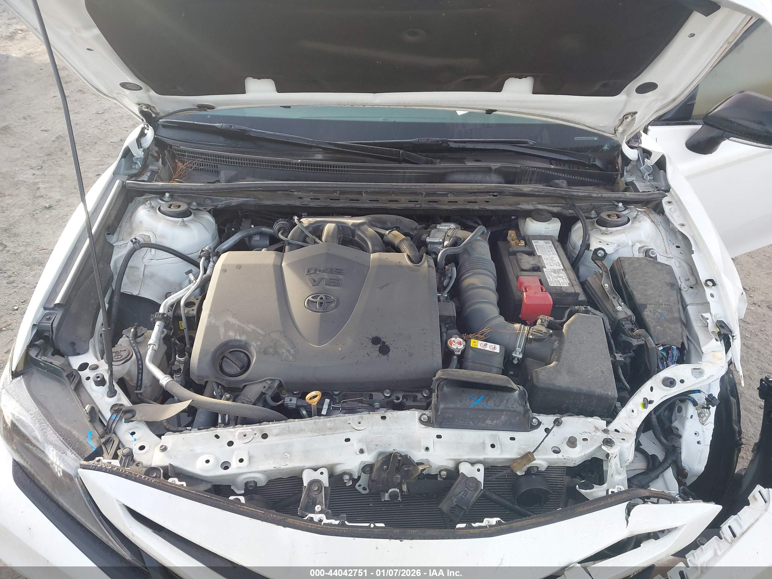 TOYOTA CAMRY image 10