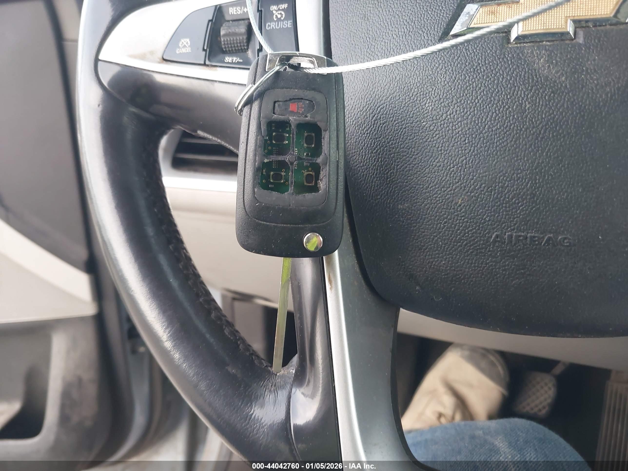 CHEVROLET EQUINOX image 11