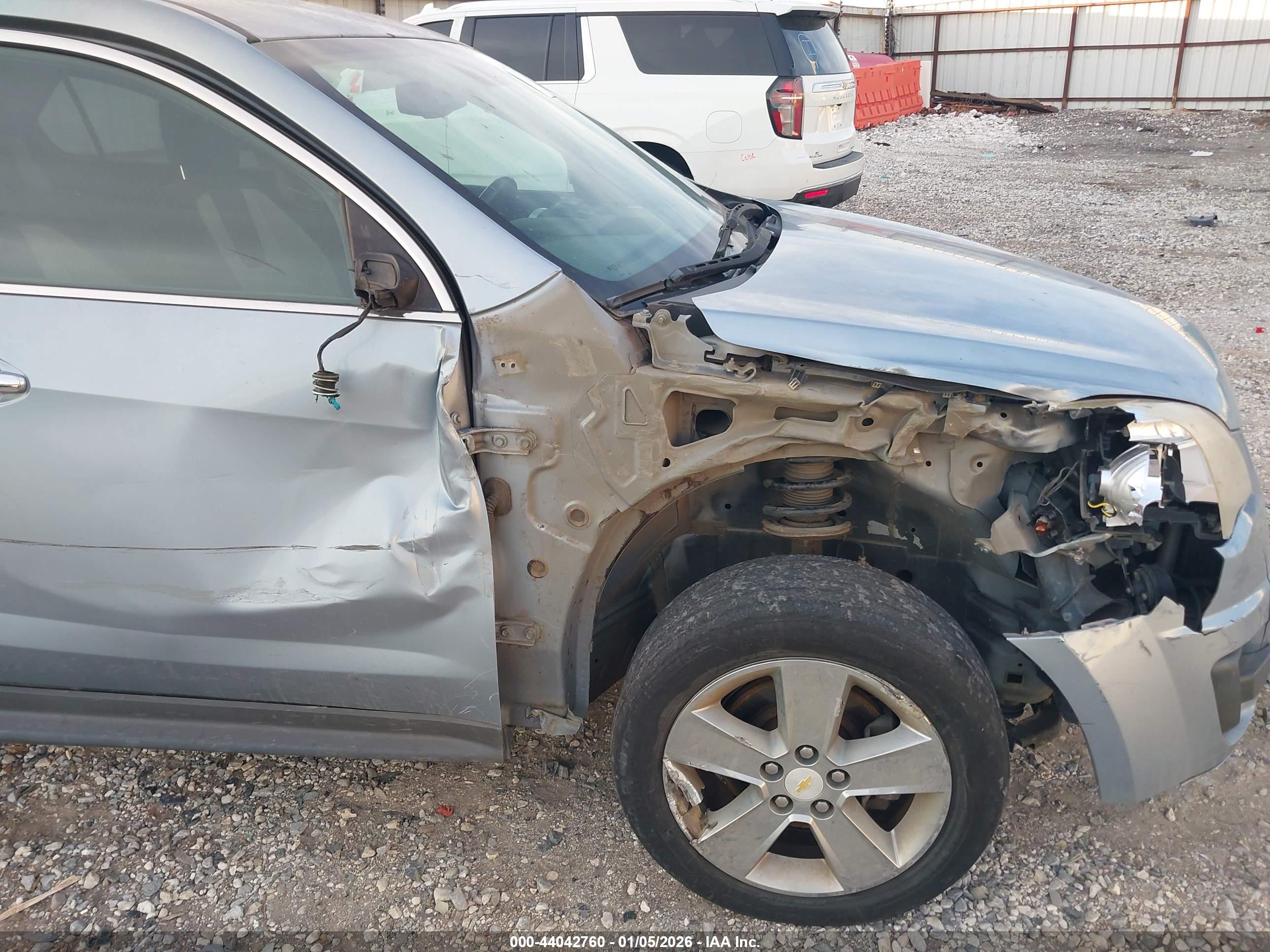 CHEVROLET EQUINOX image 6