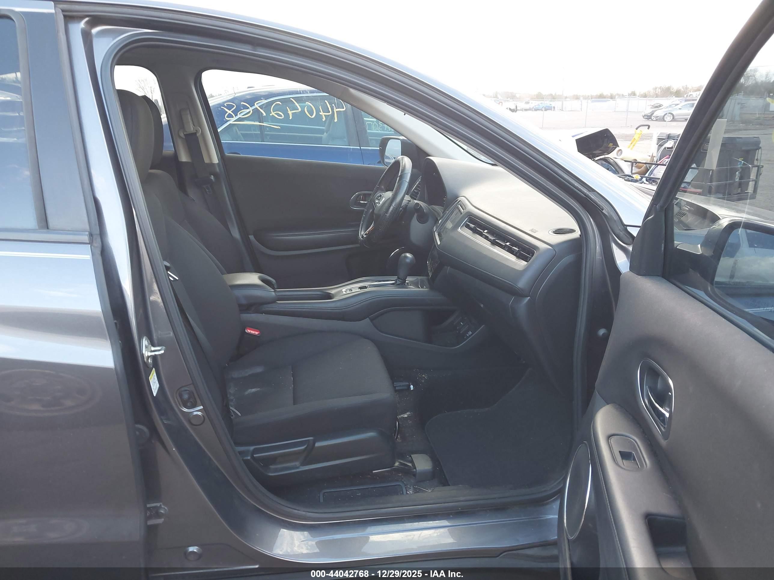 HONDA HR-V image 5